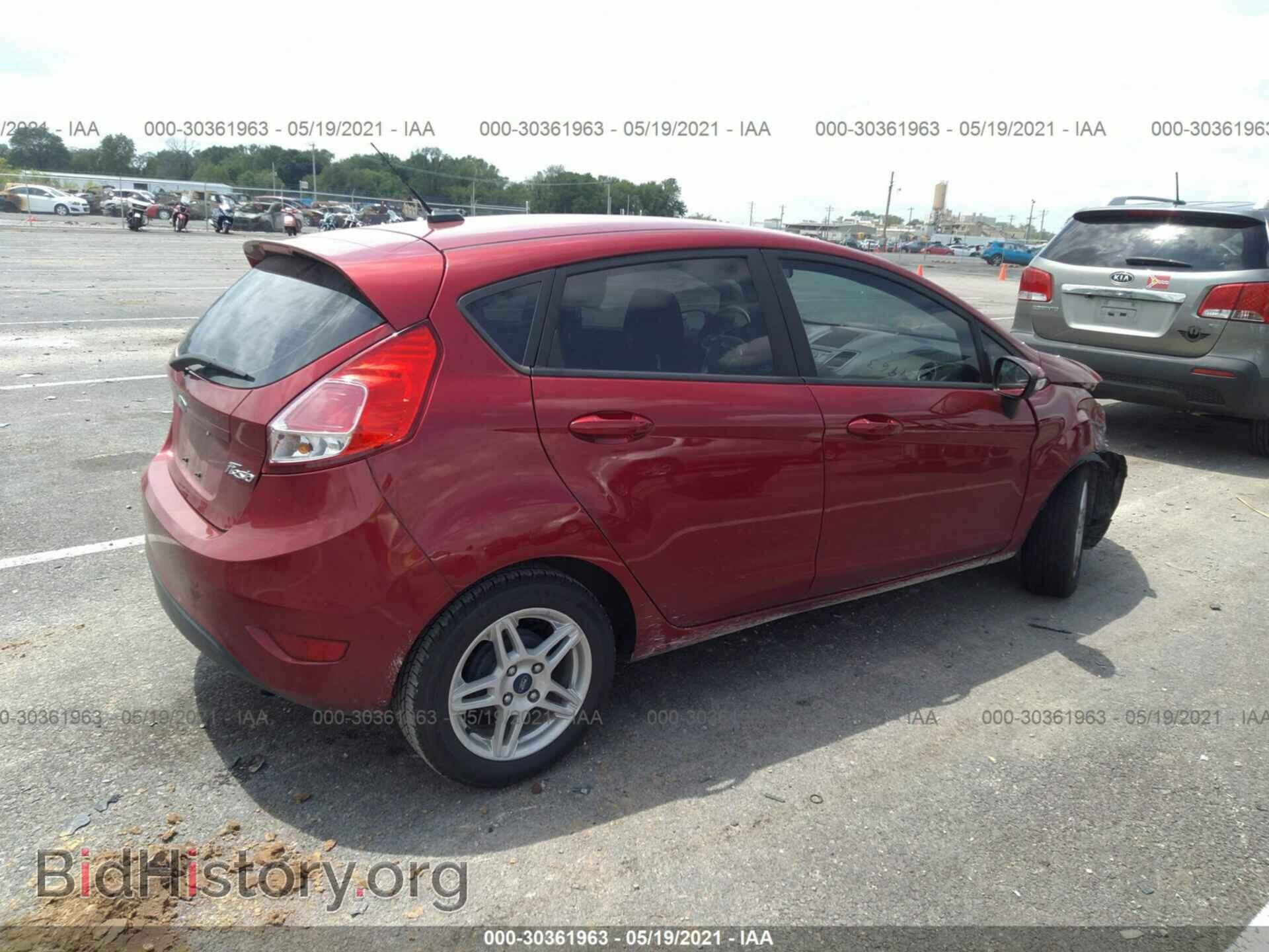 2017 FORD FIESTA - VIN: 3FADP4EJ7HM109852 - Фото 4