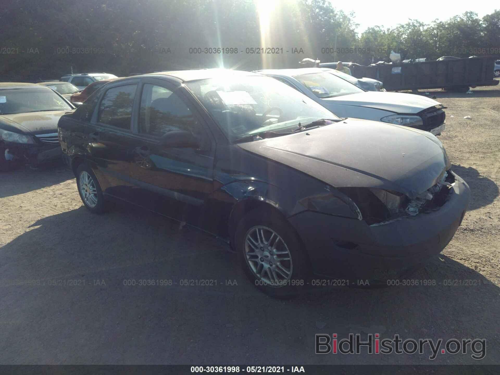 Photo 1FAFP34N57W315015 - FORD FOCUS 2007