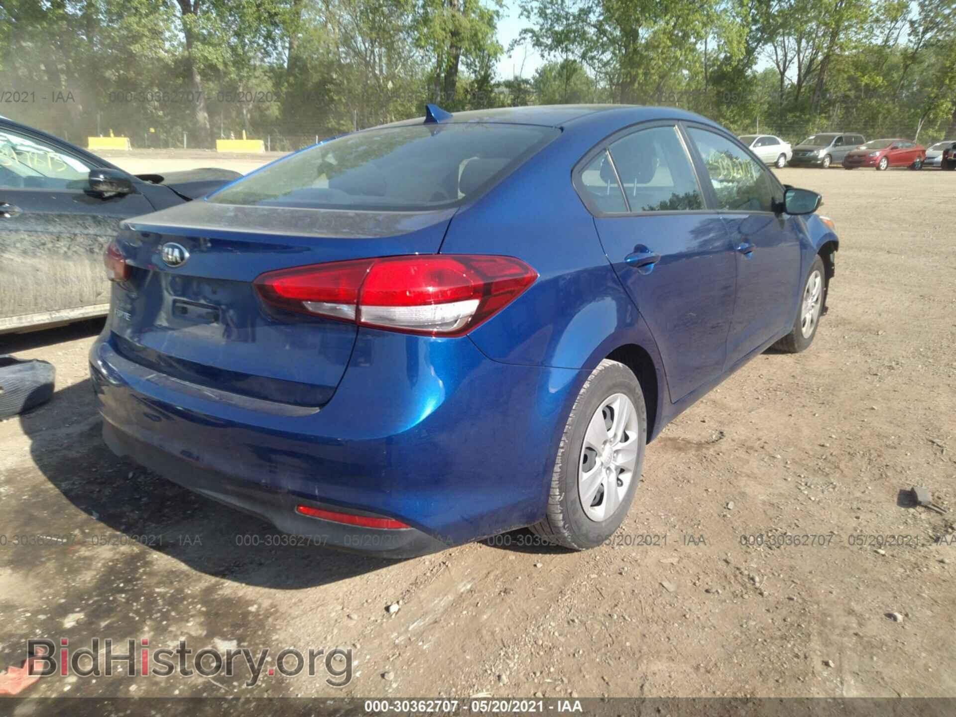 2017 KIA FORTE - VIN: 3KPFK4A77HE104642 - Фото 4