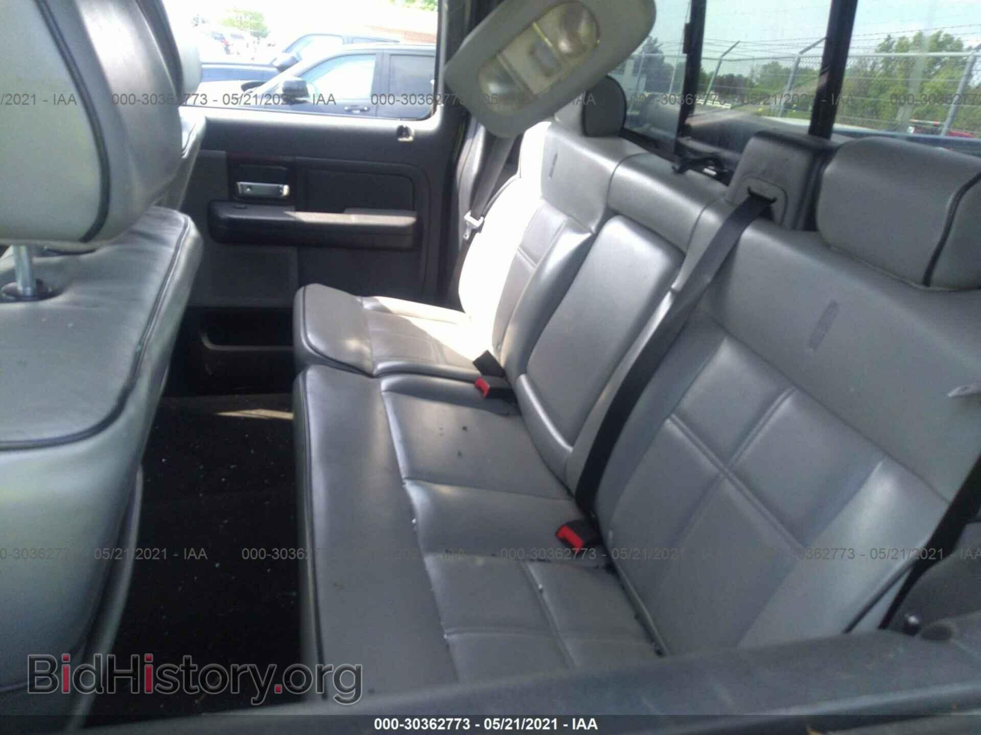 2006 LINCOLN MARK LT - VIN: 5LTPW18546FJ22432 - Фото 8