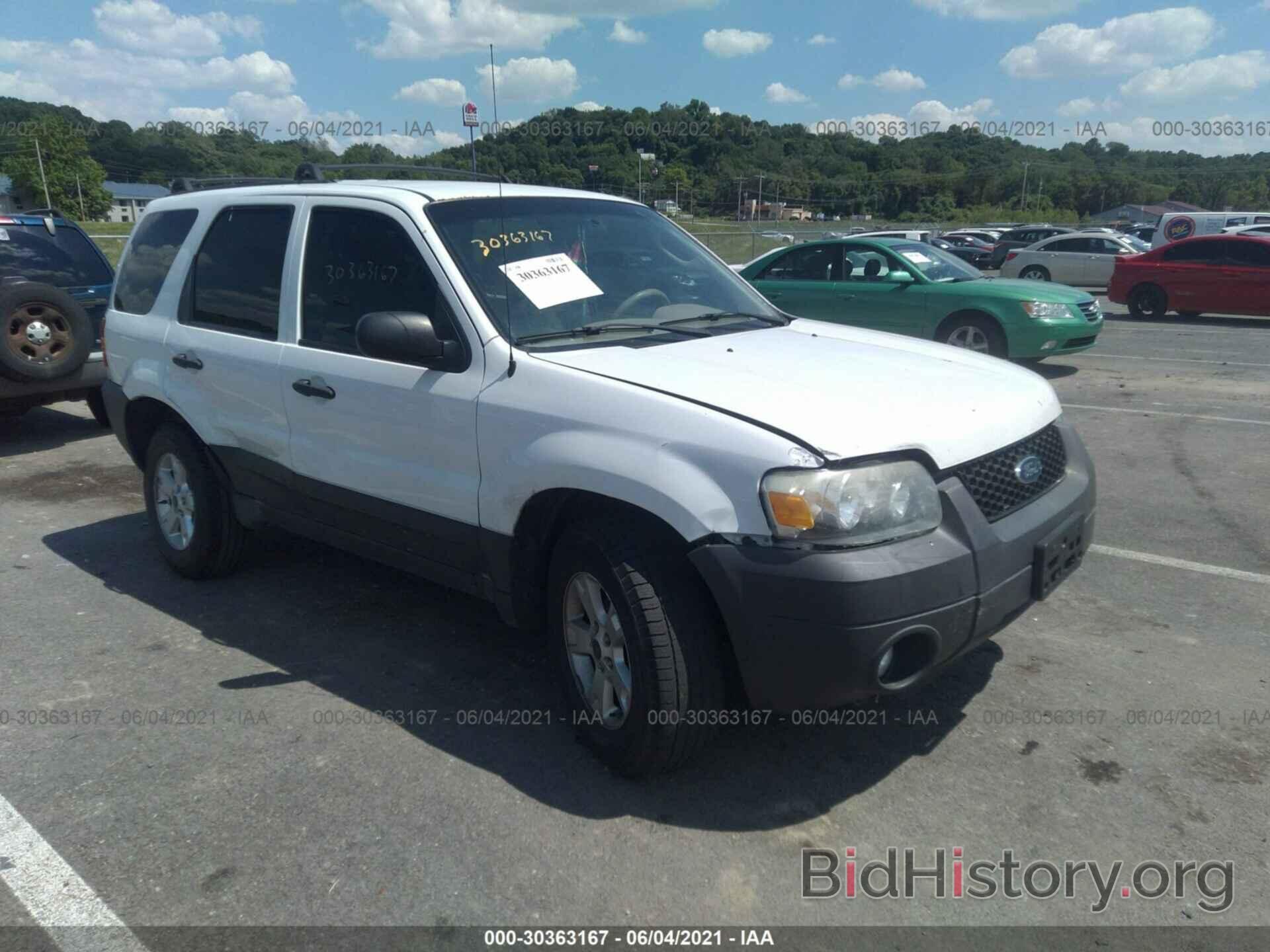 Photo 1FMYU03157KB33567 - FORD ESCAPE 2007