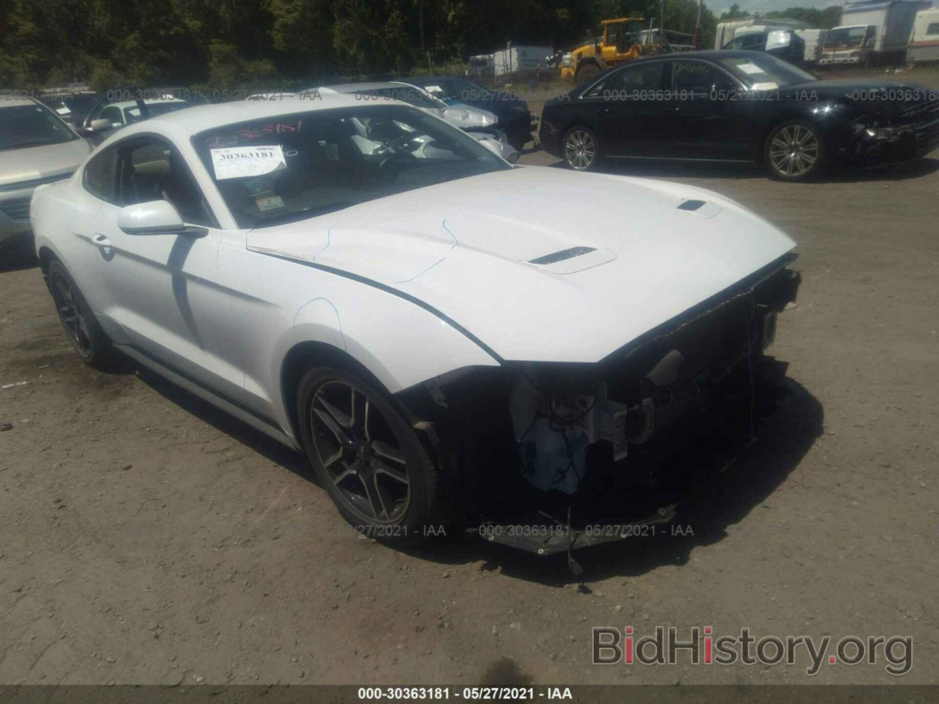 Photo 1FA6P8TH9J5166579 - FORD MUSTANG 2018