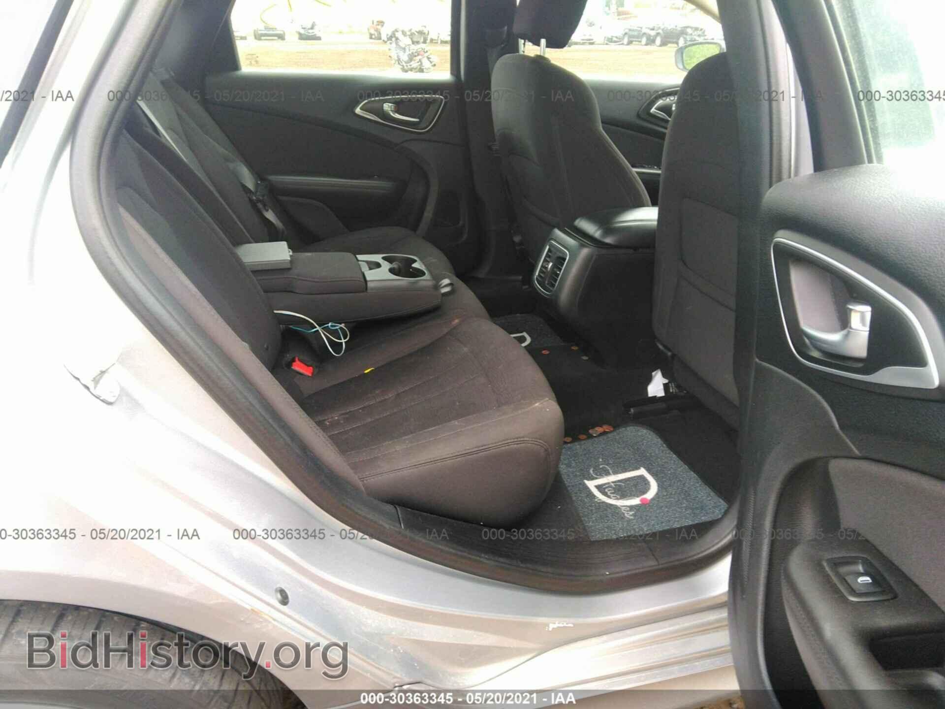 2015 CHRYSLER 200 - VIN: 1C3CCCAB9FN526231 - Фото 8