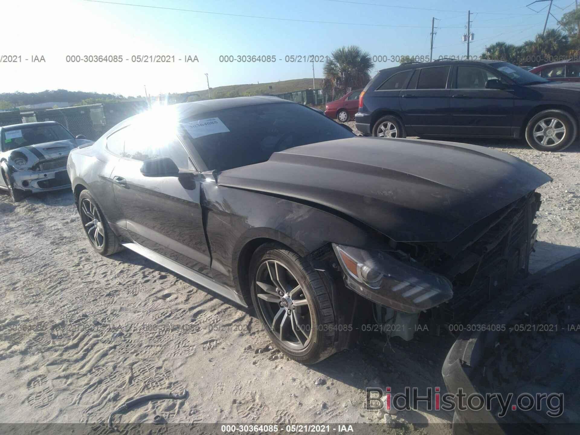 Photo 1FA6P8TH8H5282186 - FORD MUSTANG 2017