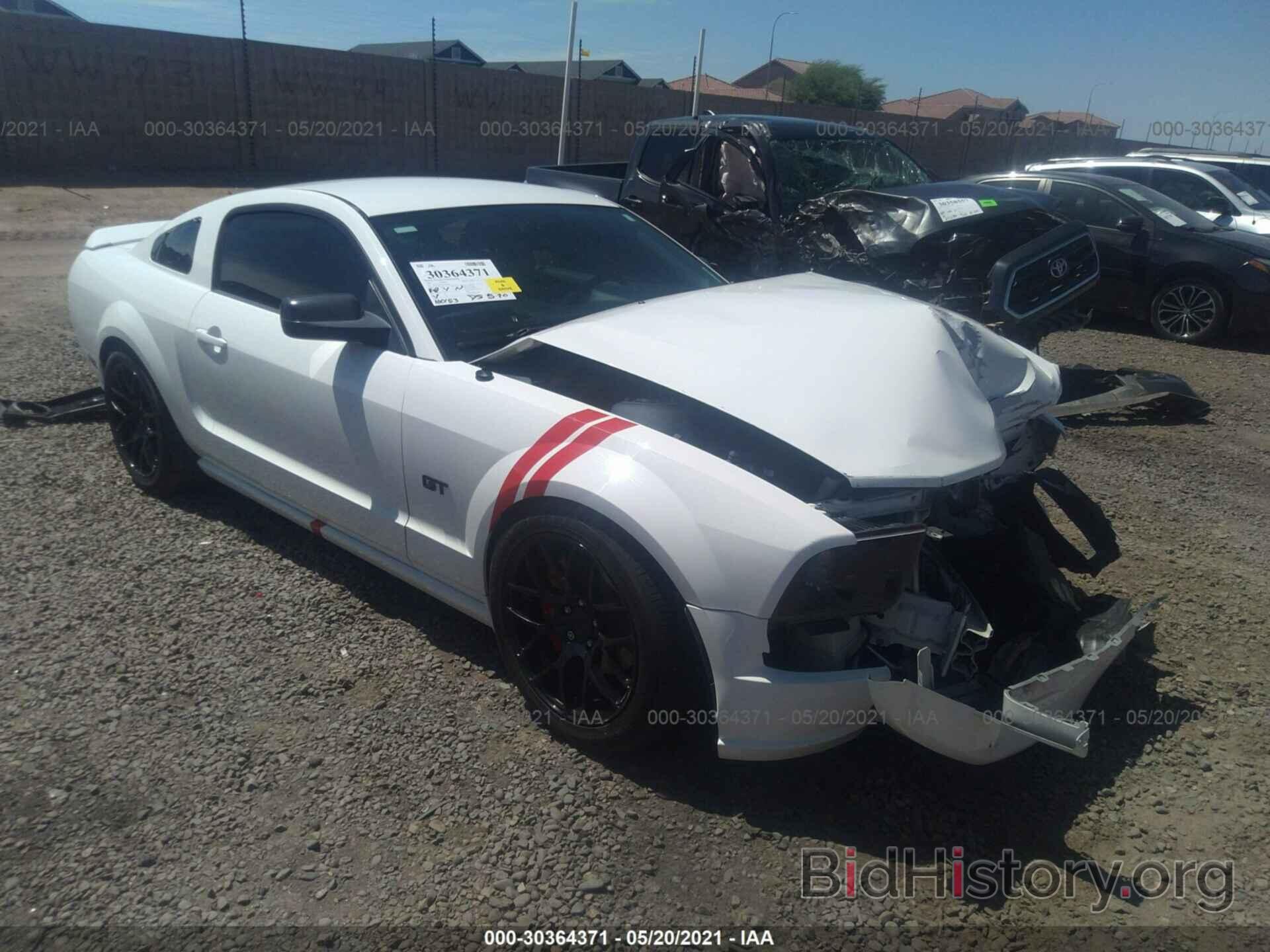 Photo 1ZVHT82H465212694 - FORD MUSTANG 2006