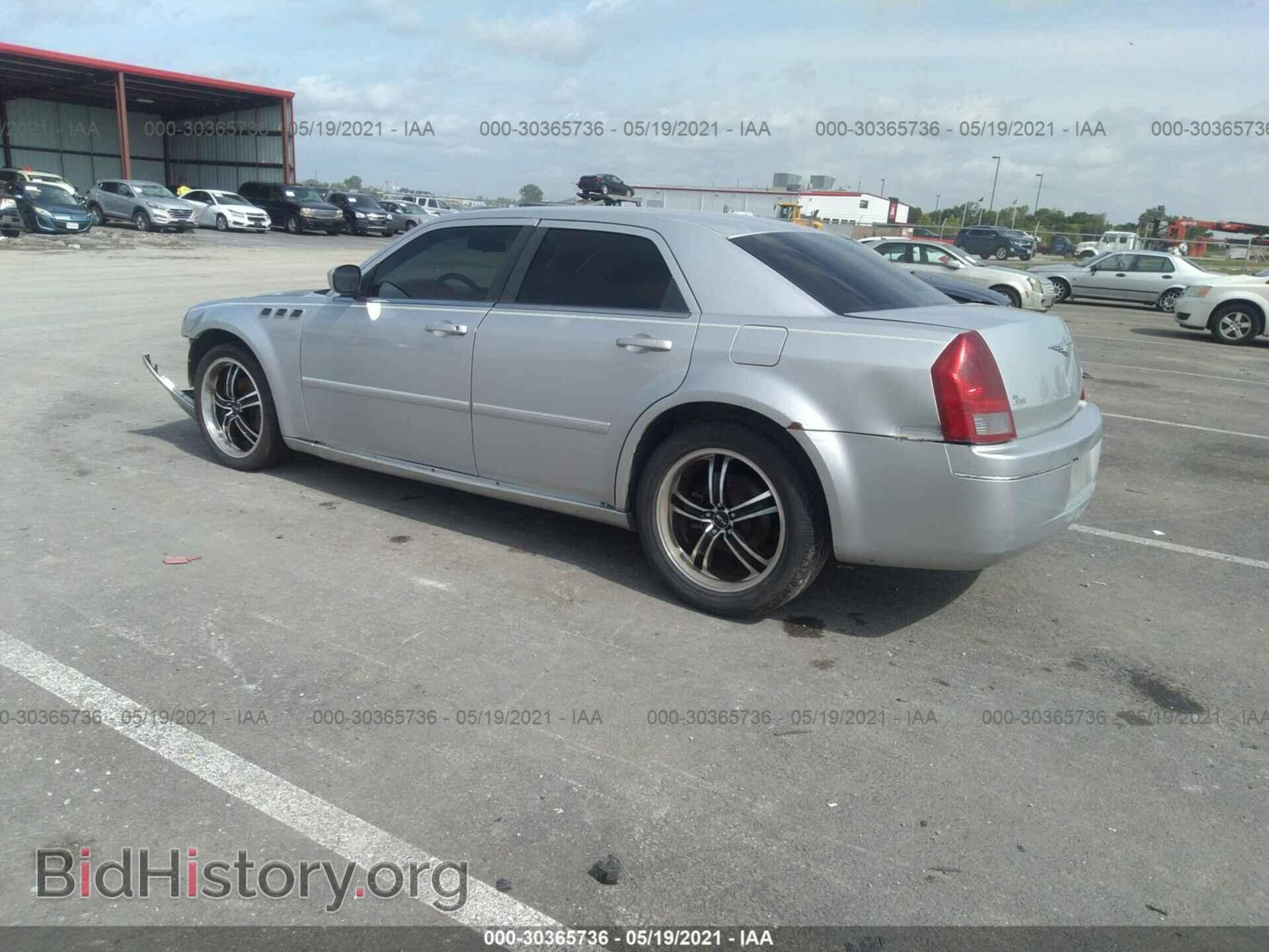 2006 CHRYSLER 300 - VIN: 2C3KA53G46H143134 - Фото 3