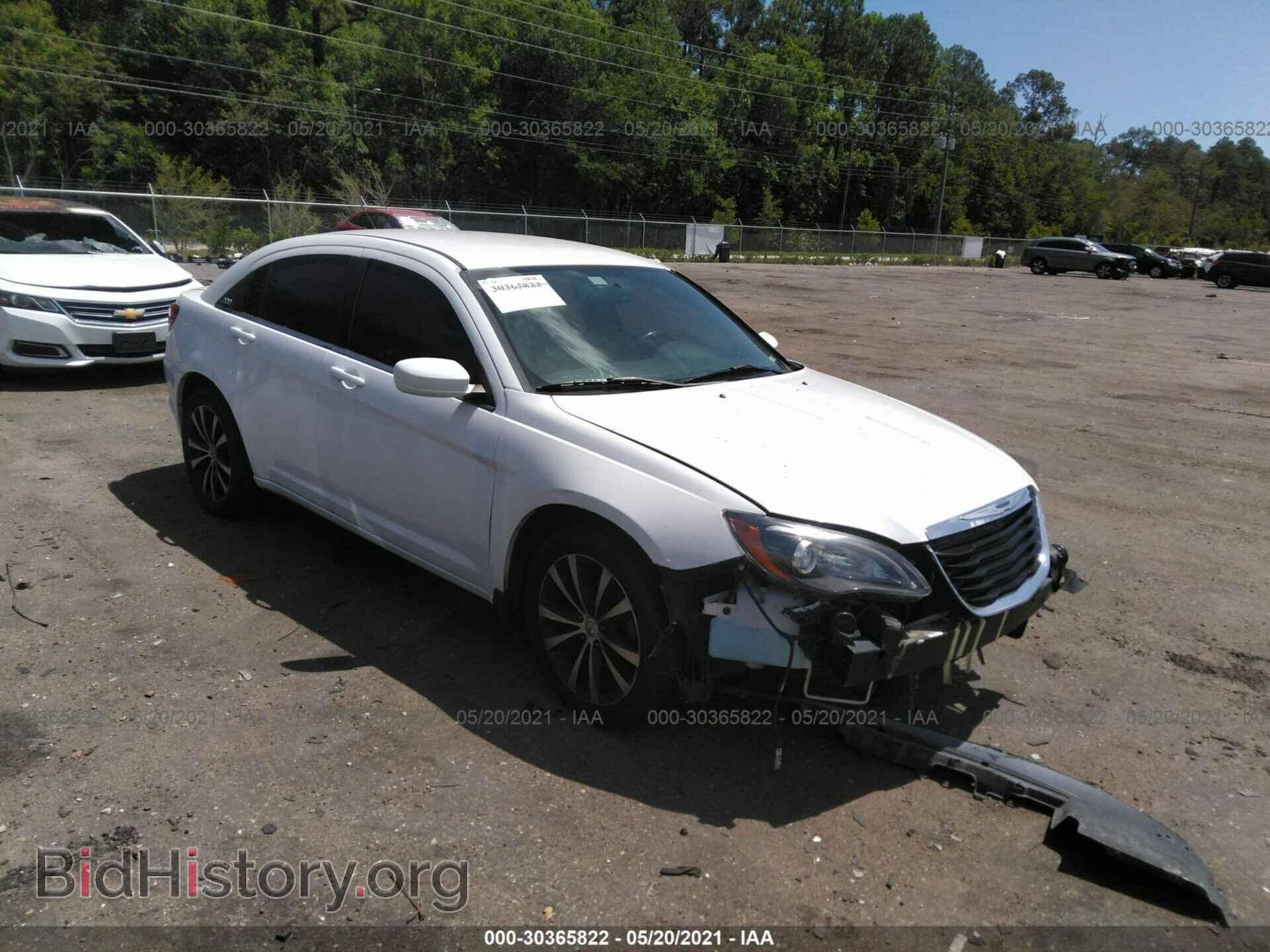 Photo 1C3CCBBB3DN651313 - CHRYSLER 200 2013