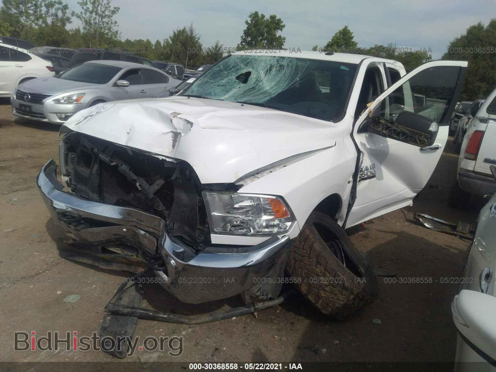 2017 RAM 2500 - VIN: 3C6UR5DL5HG629972 - Photo 2