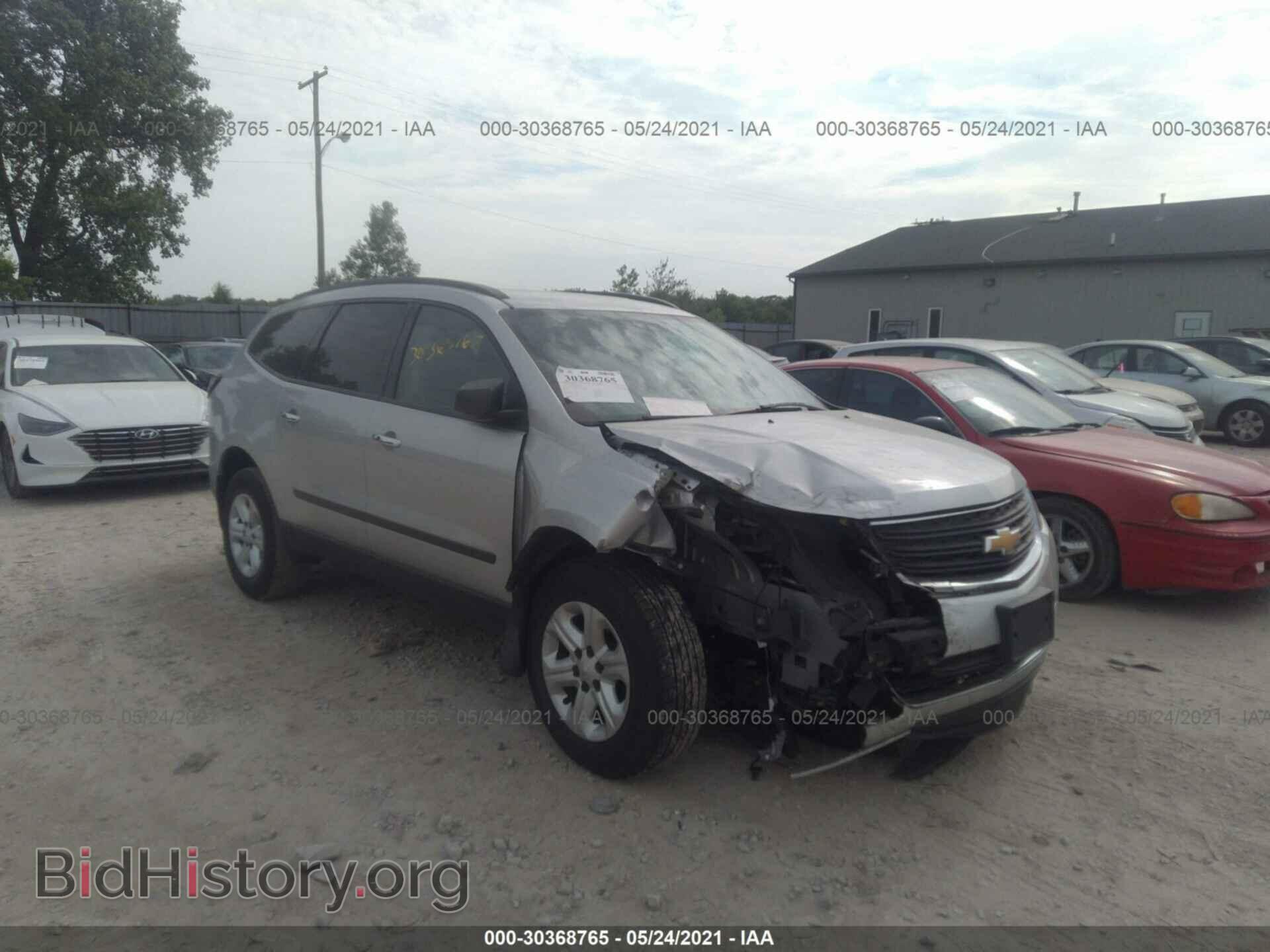 Photo 1GNKRFED6EJ335706 - CHEVROLET TRAVERSE 2014