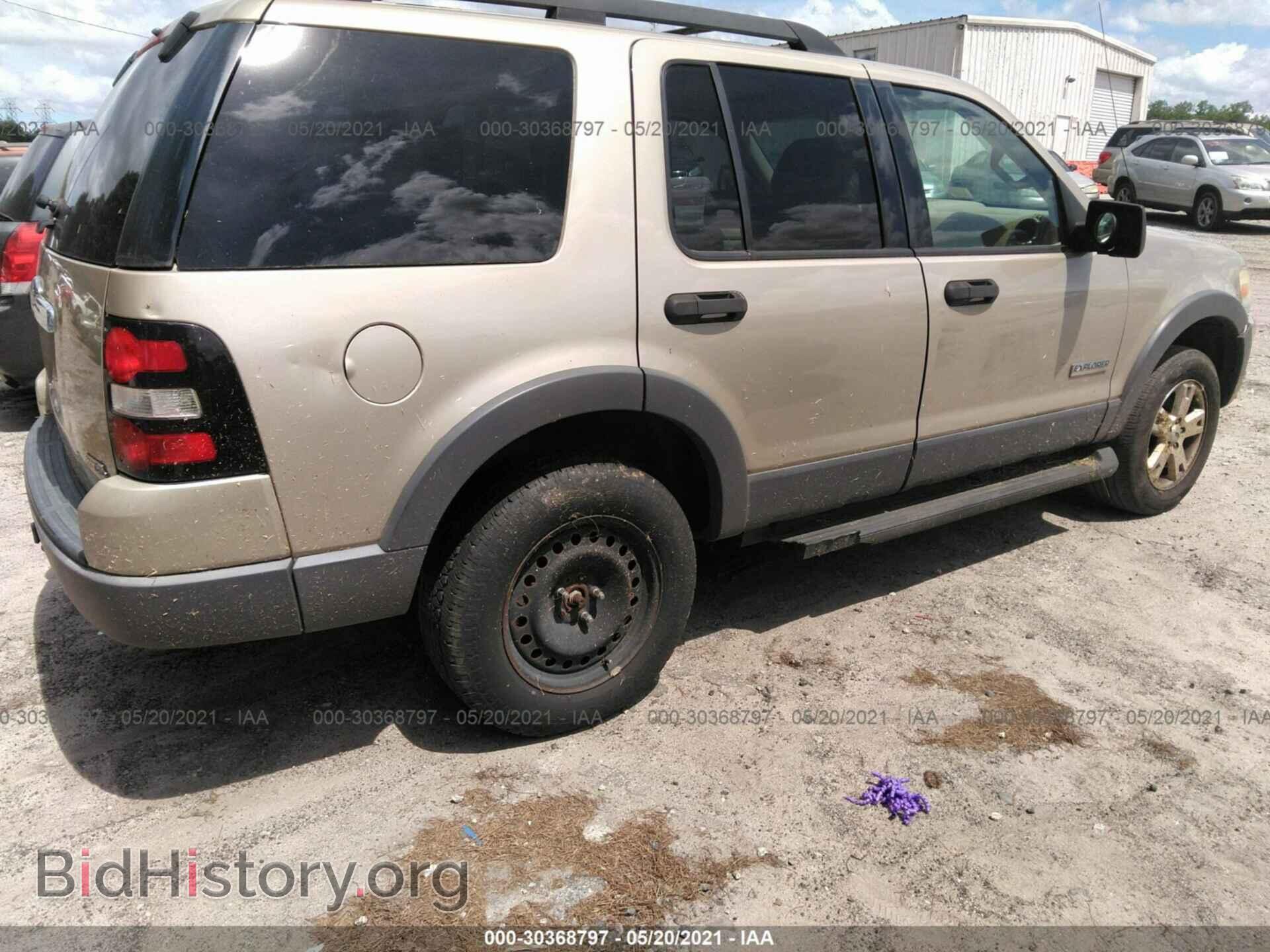 2006 FORD EXPLORER - VIN: 1FMEU73E76UB49836 - Фото 4
