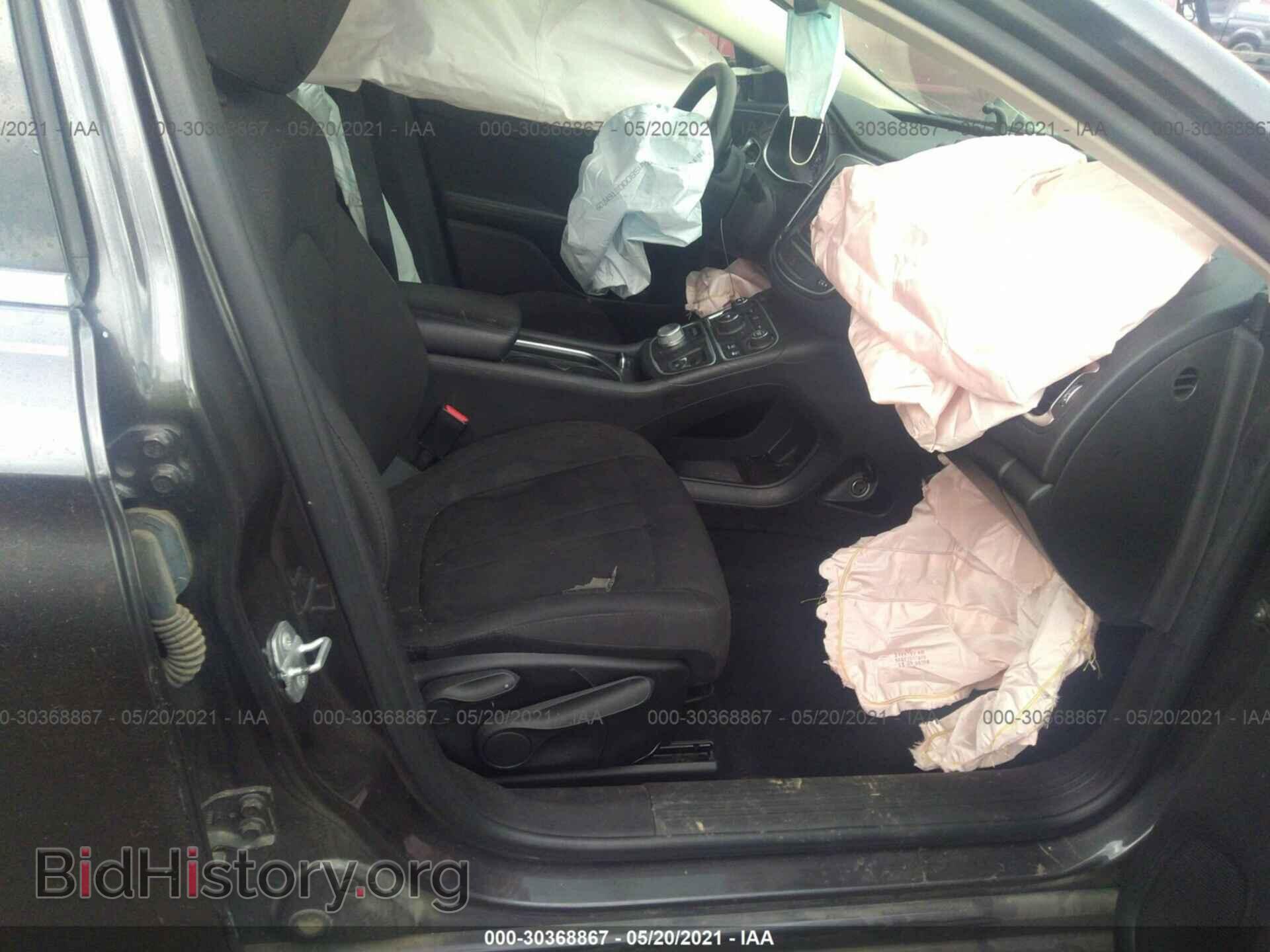 2016 CHRYSLER 200 - VIN: 1C3CCCAB9GN117065 - Фото 5