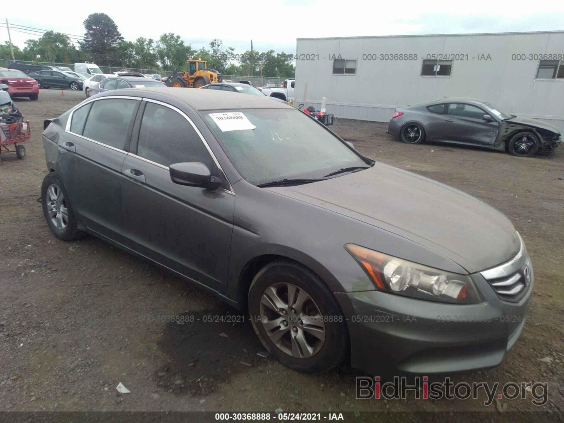 Photo 1HGCP2F67CA241151 - HONDA ACCORD SDN 2012