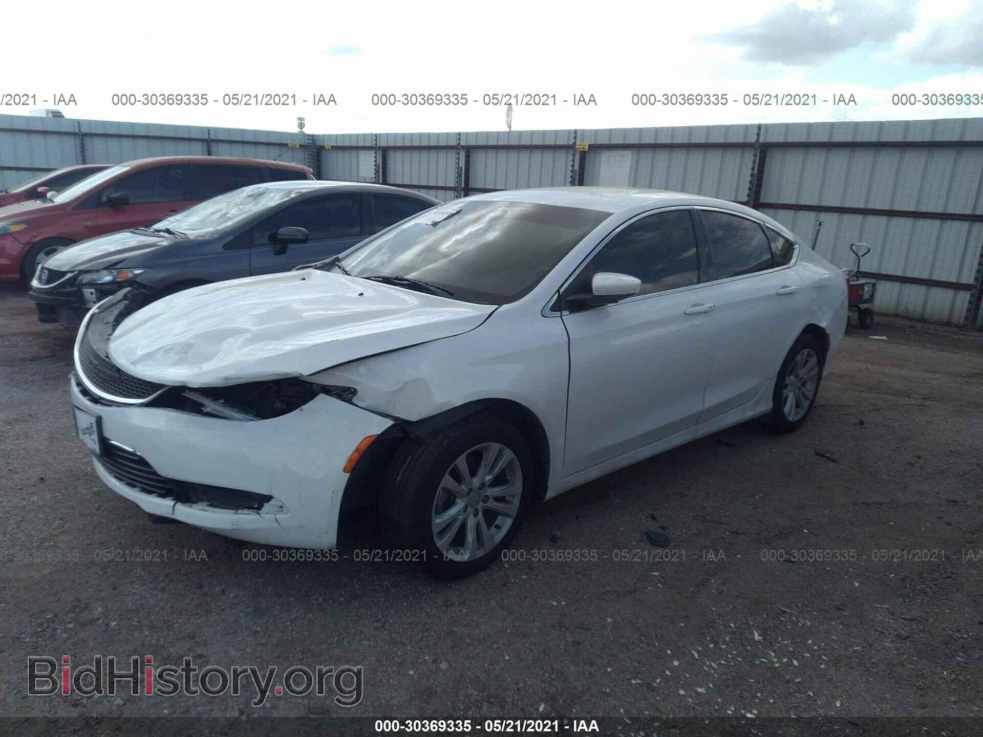 2015 CHRYSLER 200 - VIN: 1C3CCCAB2FN694728 - Photo 2