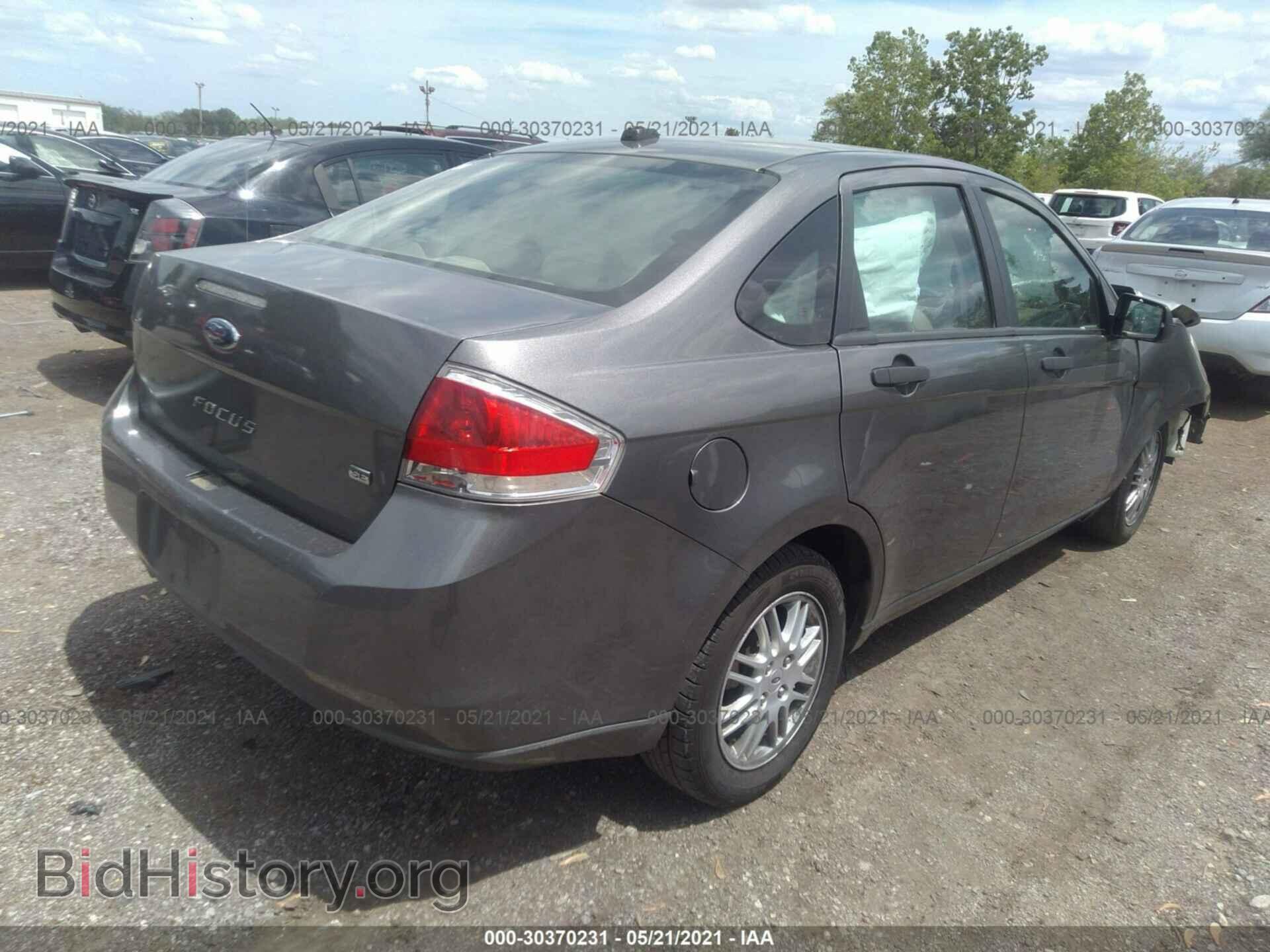 2011 FORD FOCUS - VIN: 1FAHP3FN1BW160820 - Фото 4