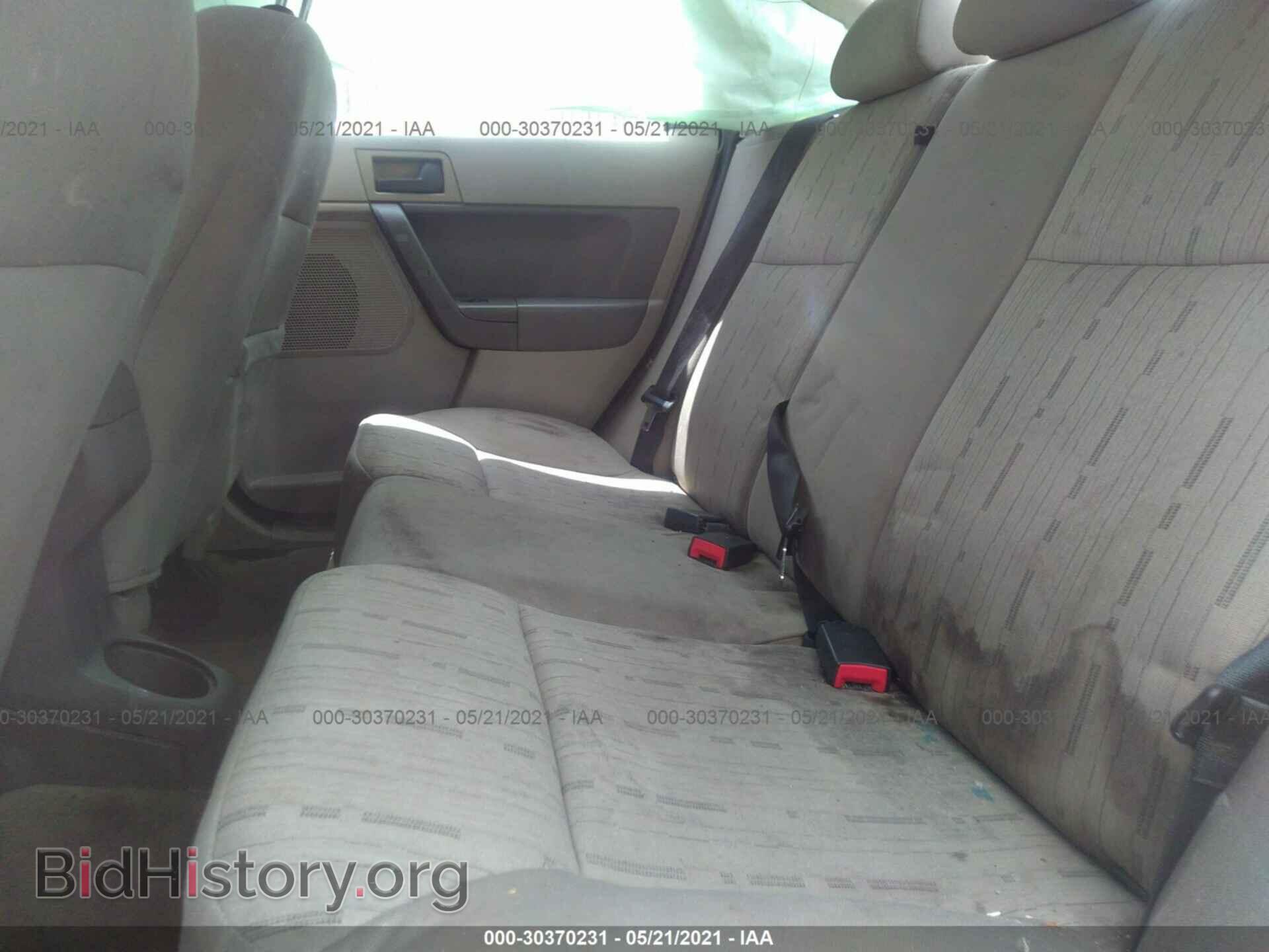 2011 FORD FOCUS - VIN: 1FAHP3FN1BW160820 - Фото 8