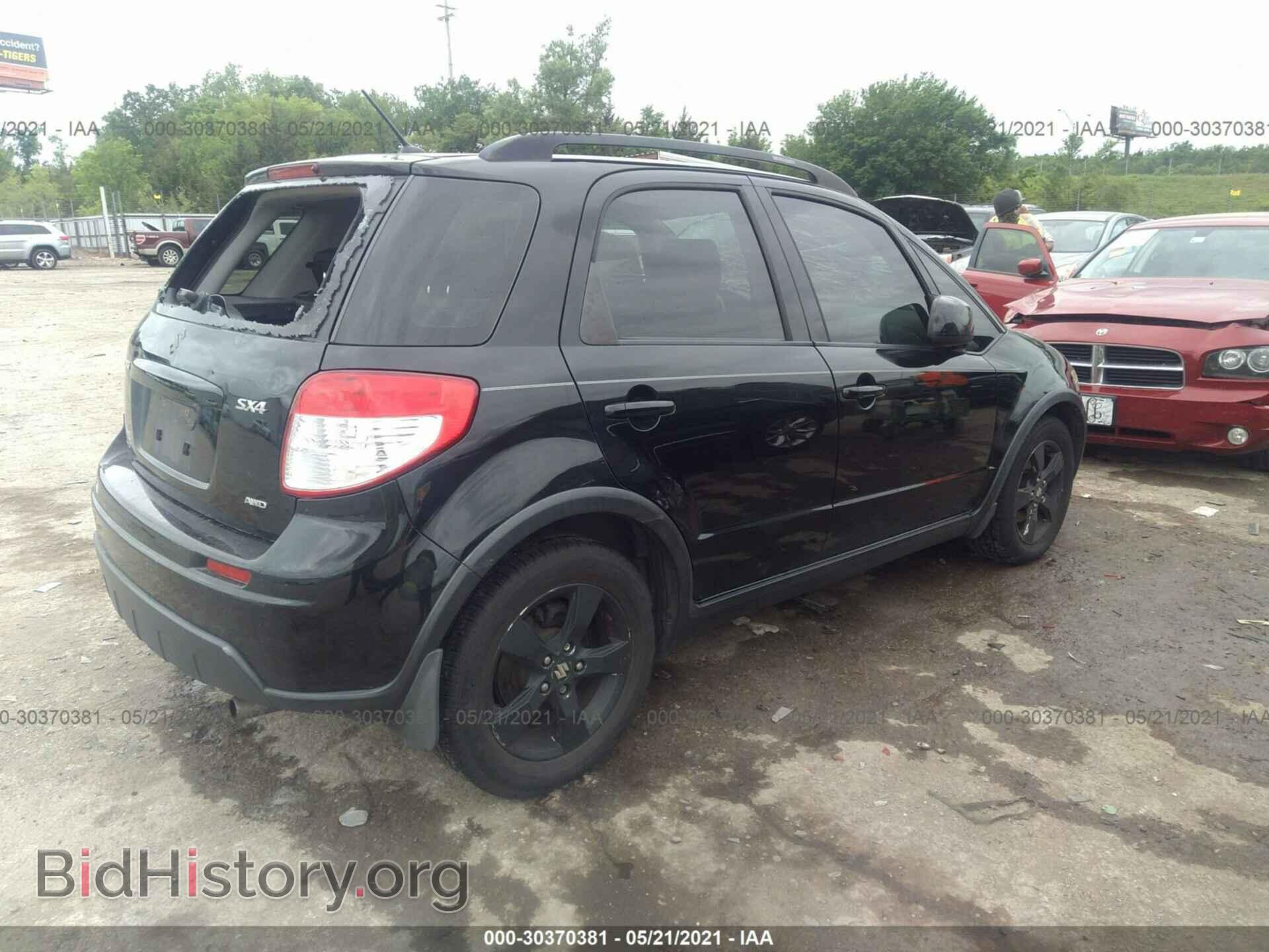 2011 SUZUKI SX4 - VIN: JS2YB5A32B6304360 - Фото 4