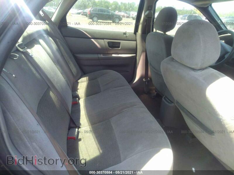 2006 Ford TAURUS (VIN 1FAHP53U86A119580) — photo 8 of 11