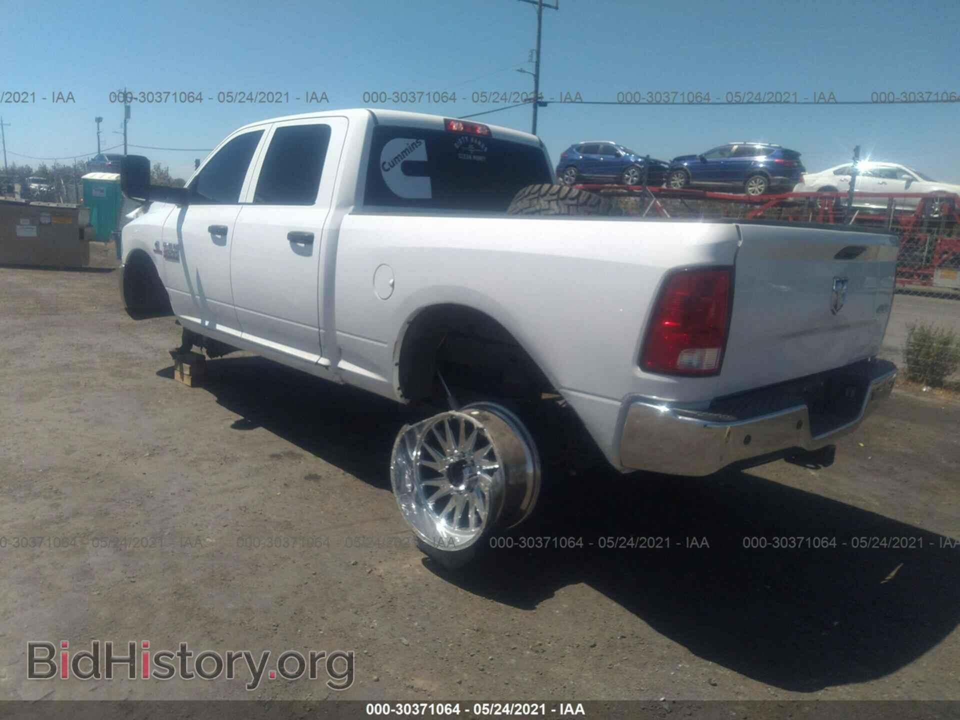 2018 RAM 2500 - VIN: 3C6UR5CL1JG206720 - Фото 3