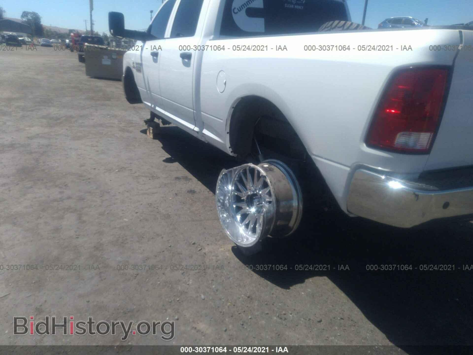 2018 RAM 2500 - VIN: 3C6UR5CL1JG206720 - Фото 6