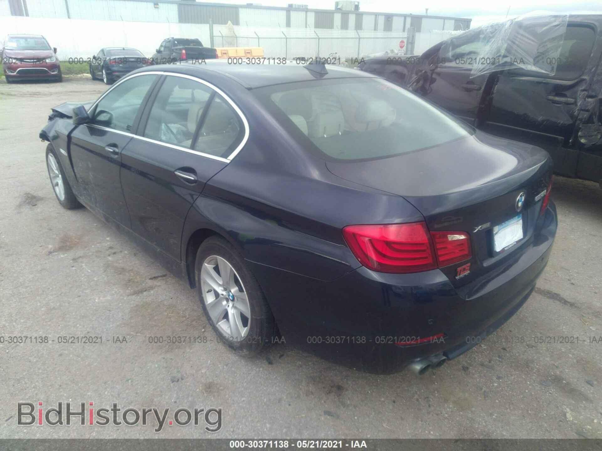 2013 BMW 5 SERIES - VIN: WBAXH5C59DDW15671 - Фото 3