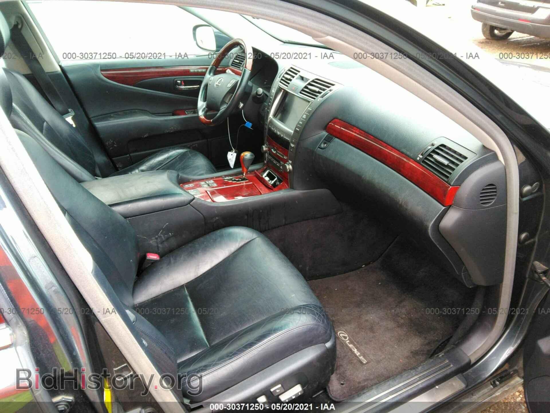 2009 LEXUS LS 460 - VIN: JTHCL46F895003184 - Photo 5