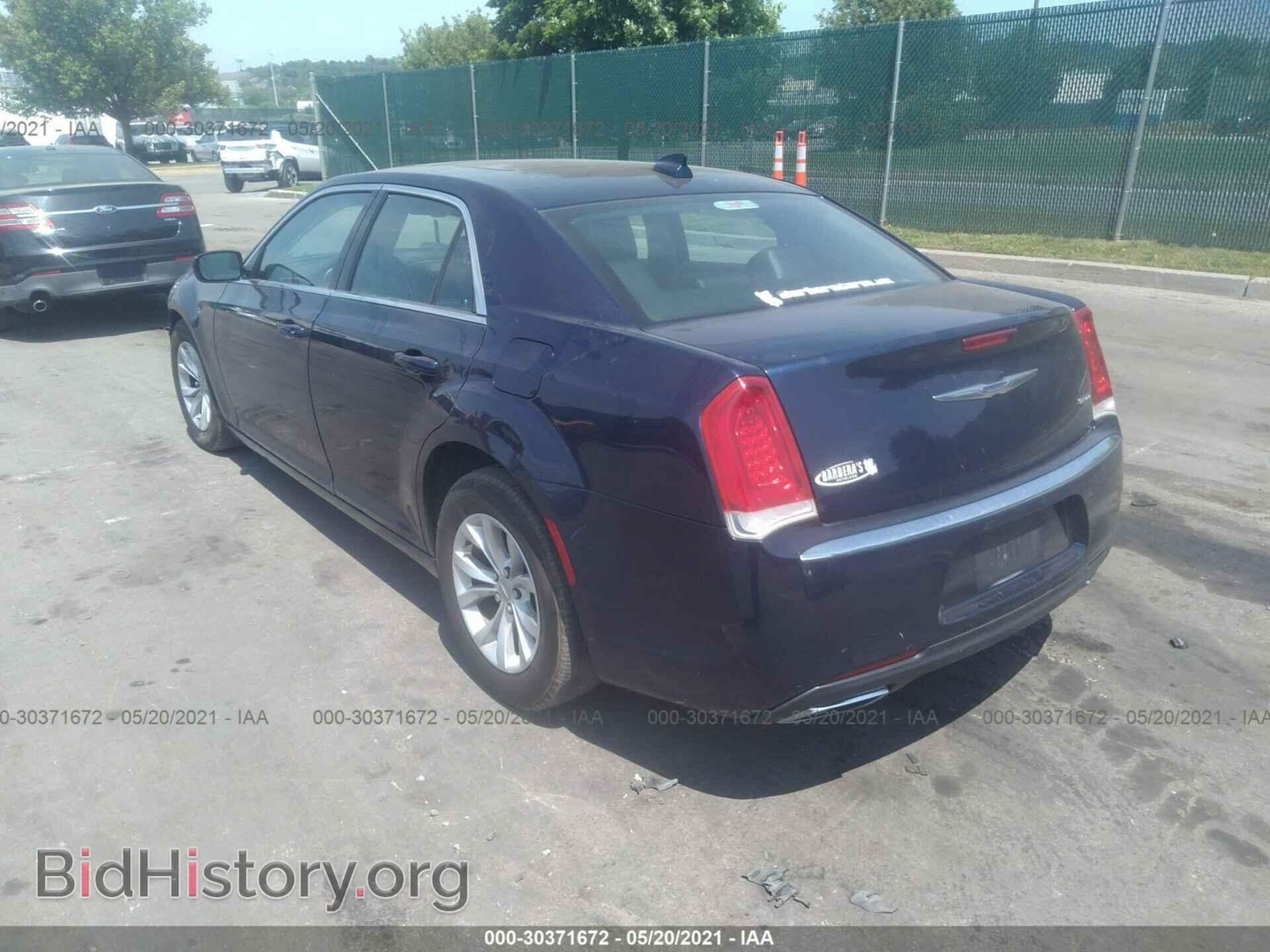 2015 CHRYSLER 300 - VIN: 2C3CCAAG4FH833105 - Фото 3