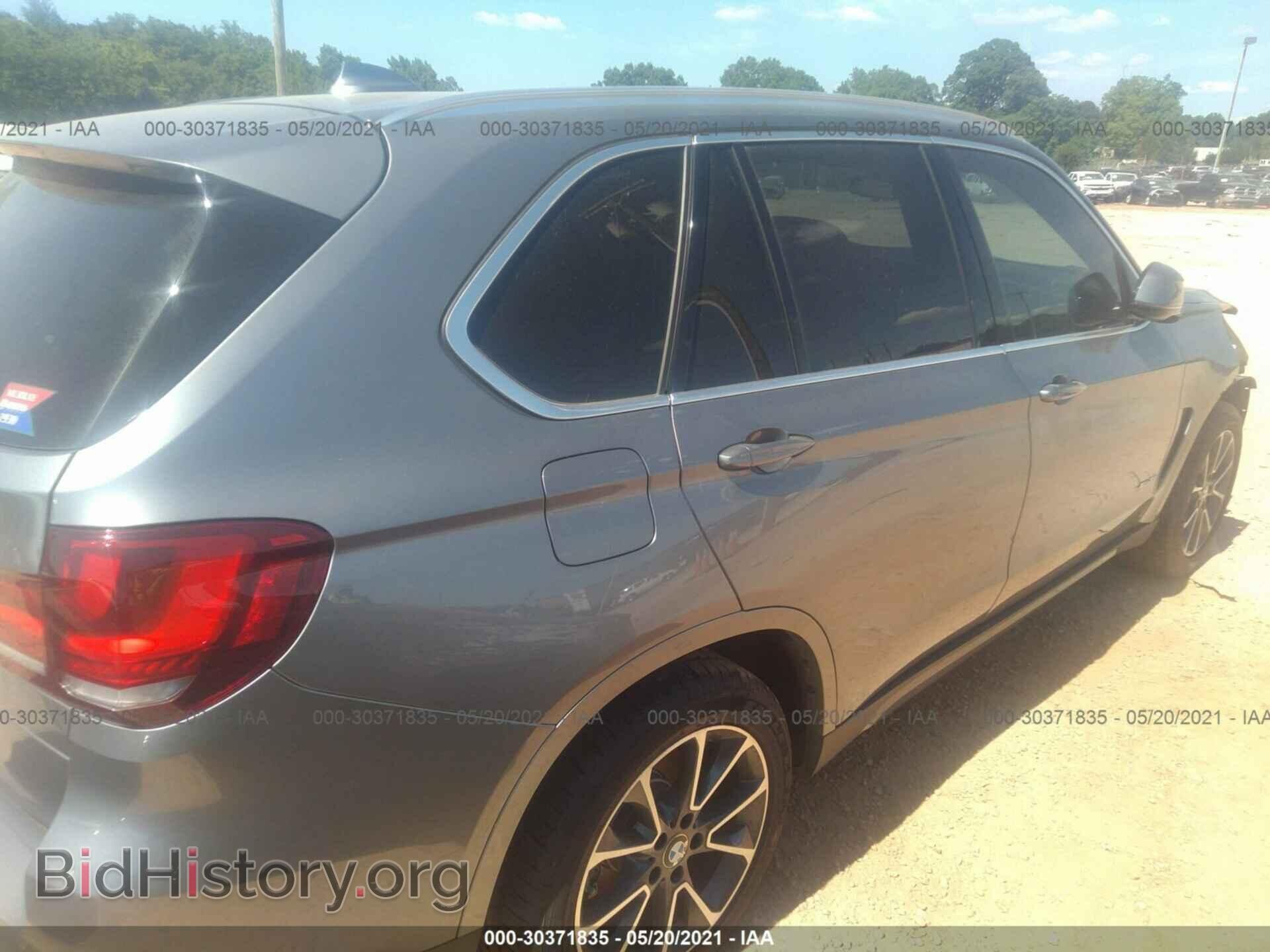 2017 BMW X5 - VIN: 5UXKR0C33H0X80302 - Фото 4