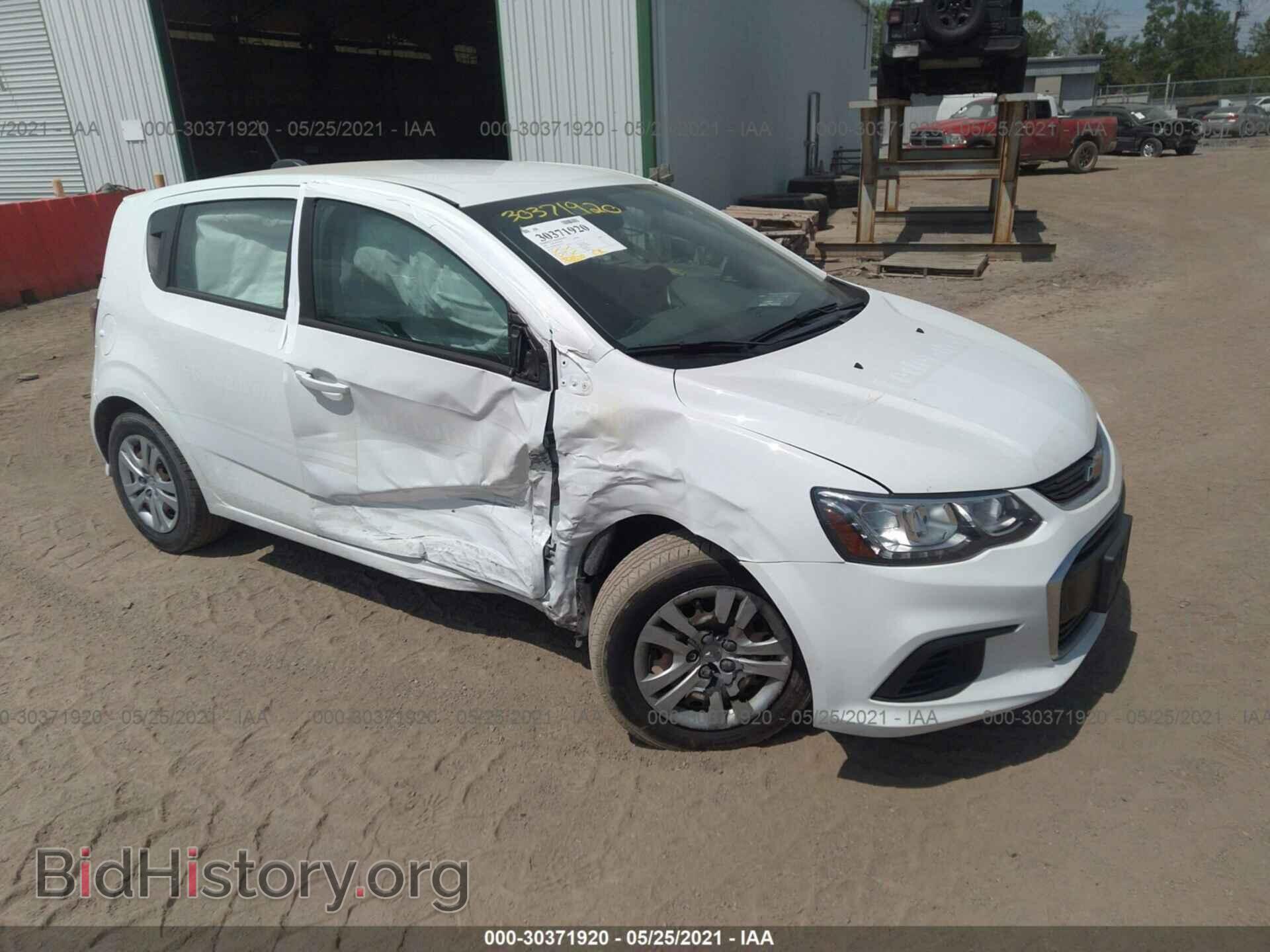 Photo 1G1JG6SH2H4148511 - CHEVROLET SONIC 2017