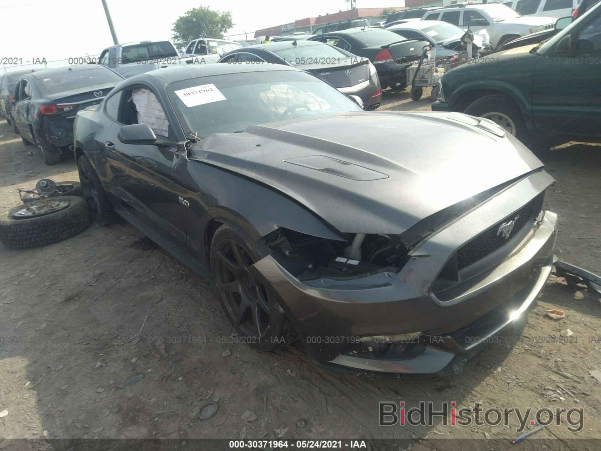 Photo 1FA6P8CFXH5281250 - FORD MUSTANG 2017