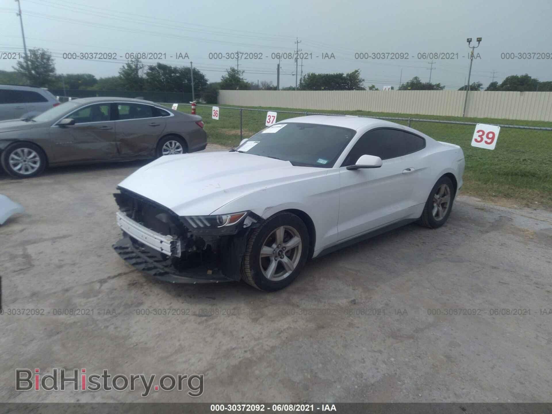 2017 FORD MUSTANG - VIN: 1FA6P8AM3H5228939 - Фото 2