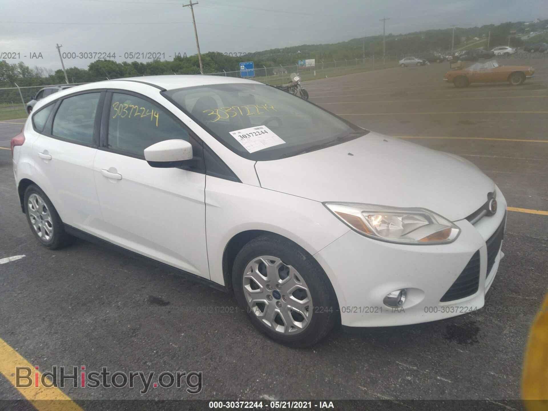 Photo 1FAHP3K26CL470816 - FORD FOCUS 2012