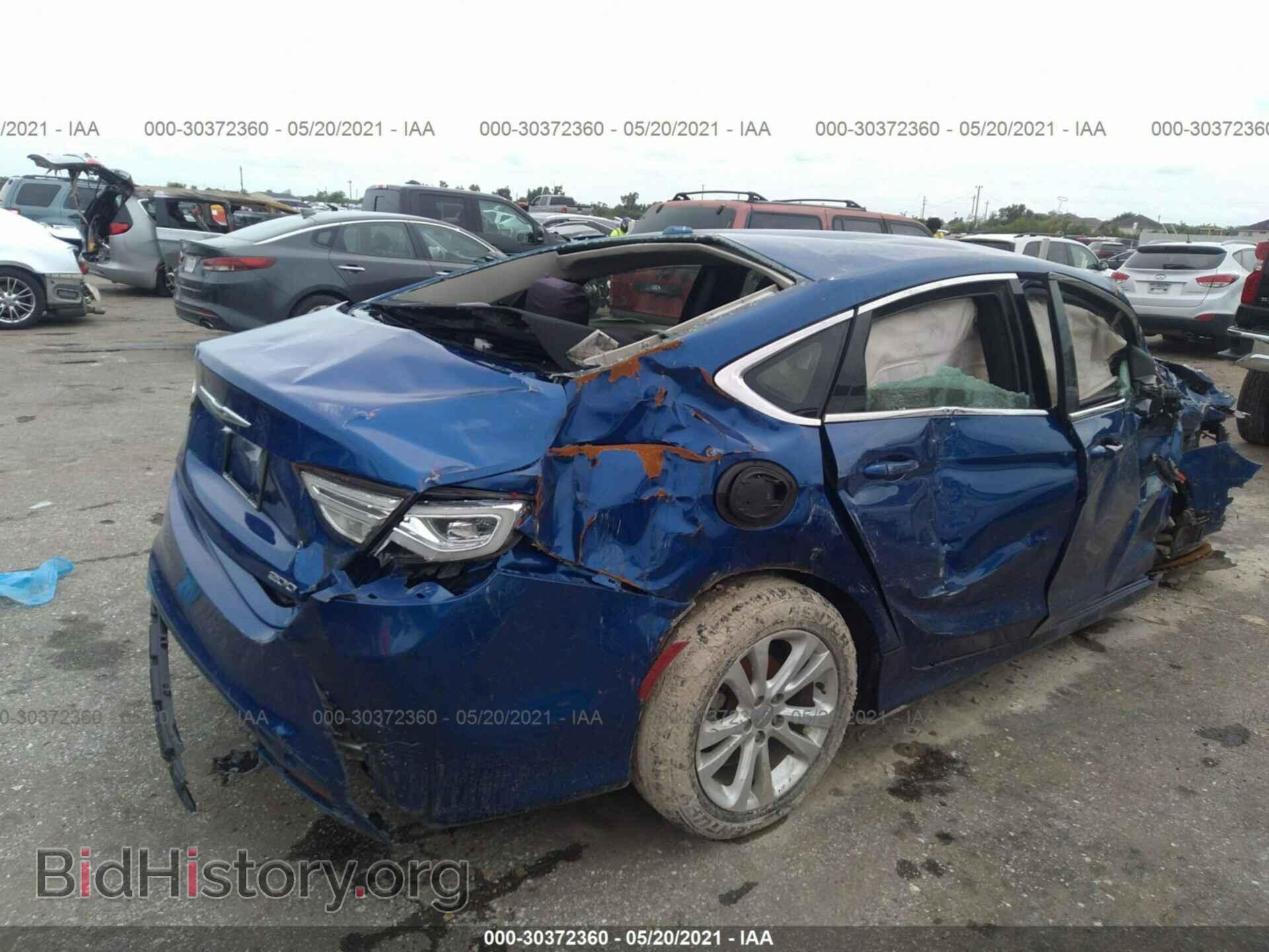 2015 CHRYSLER 200 - VIN: 1C3CCCAB3FN651564 - Photo 4