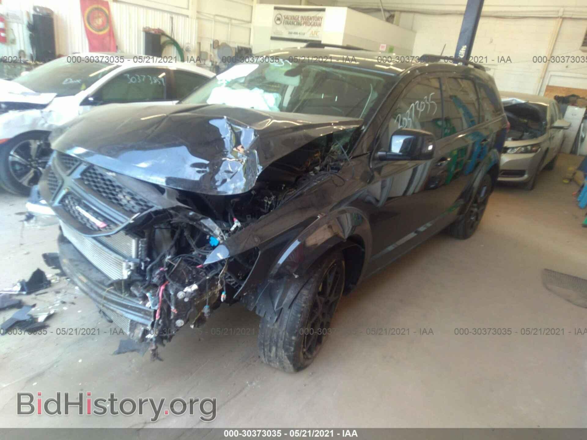 2019 DODGE JOURNEY - VIN: 3C4PDCBB7KT718010 - Photo 2