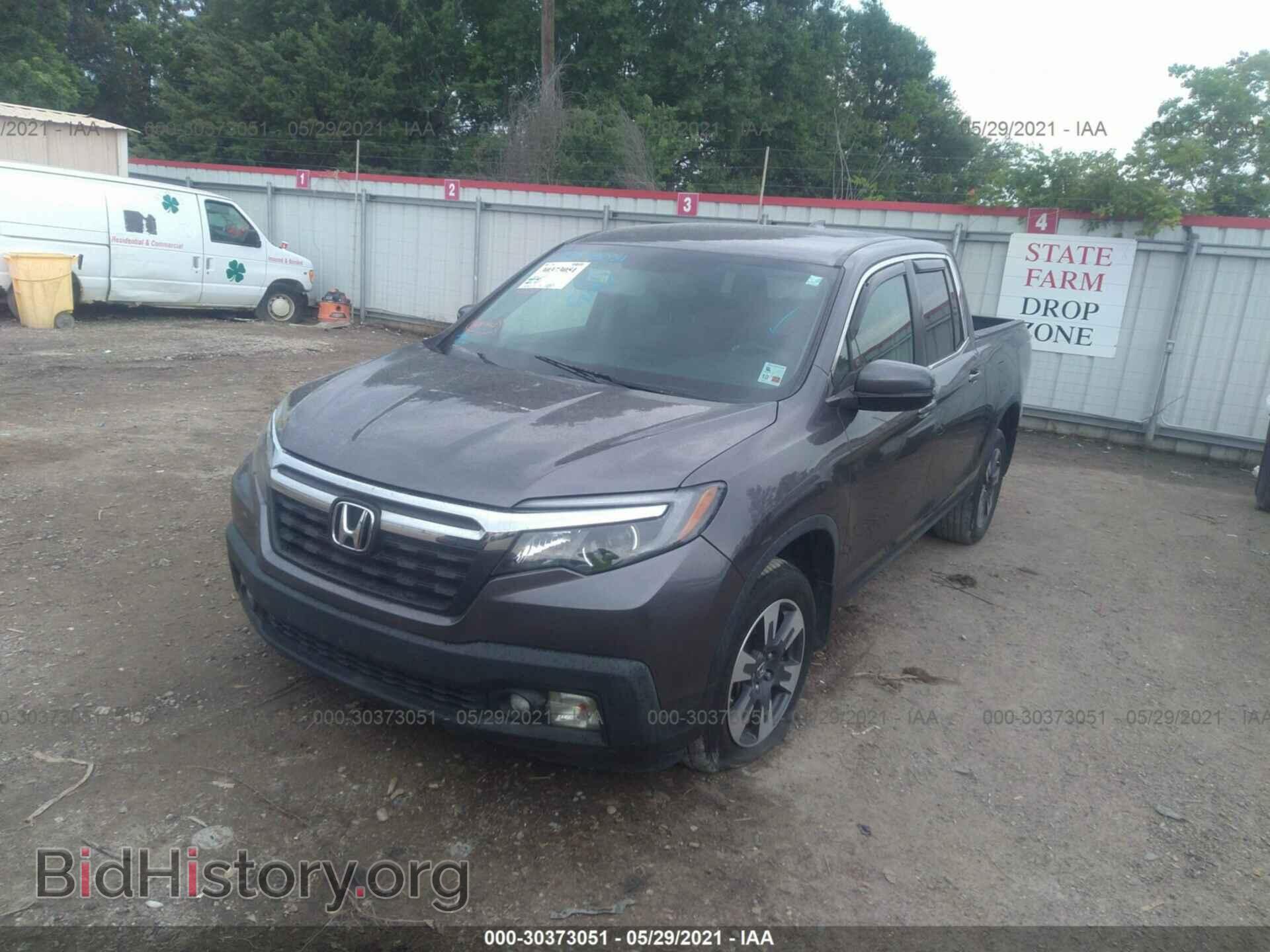2017 HONDA RIDGELINE - VIN: 5FPYK3F57HB004214 - Фото 2