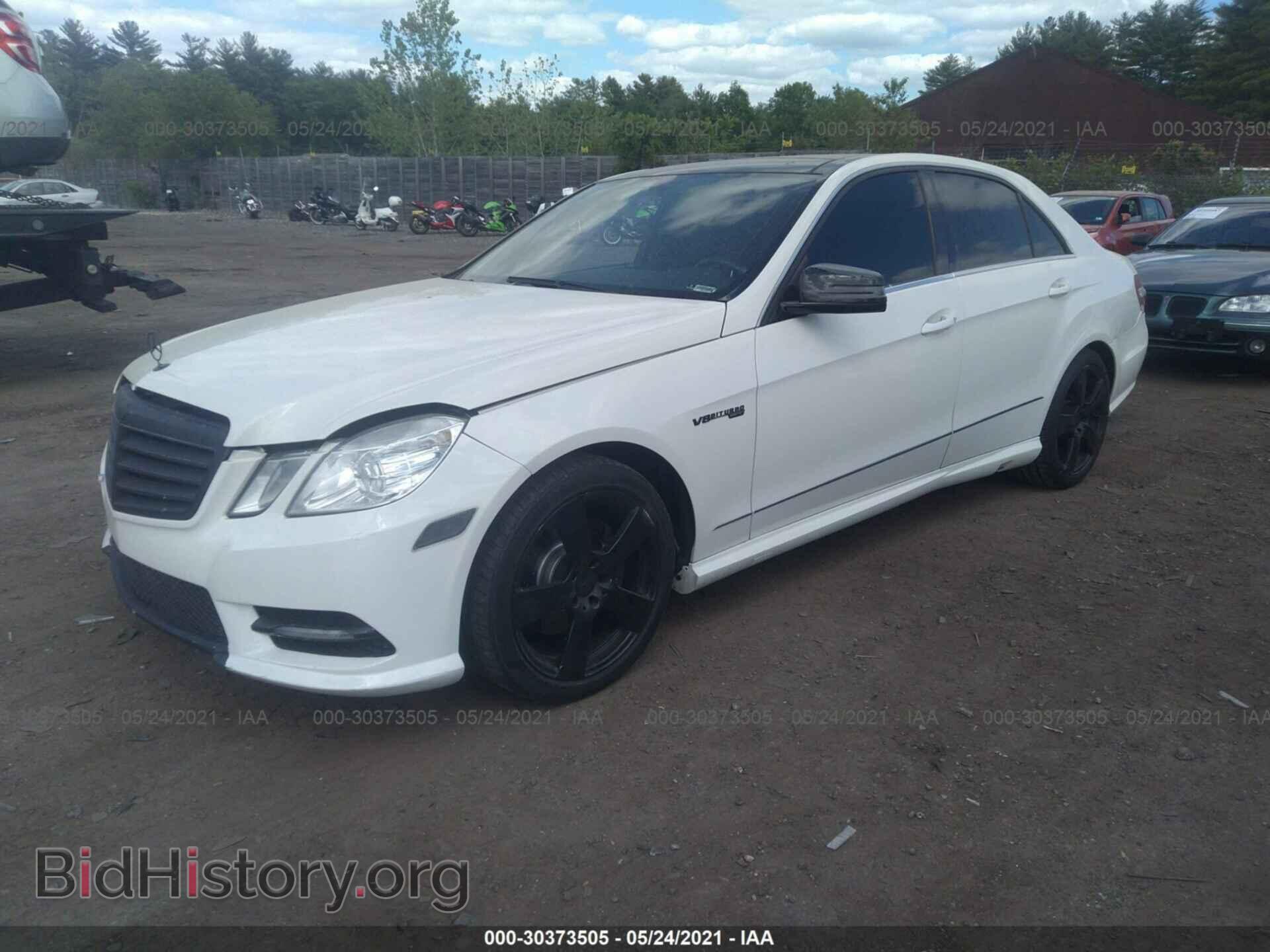 2010 MERCEDES-BENZ E-CLASS - VIN: WDDHF8HB3AA060961 - Фото 2
