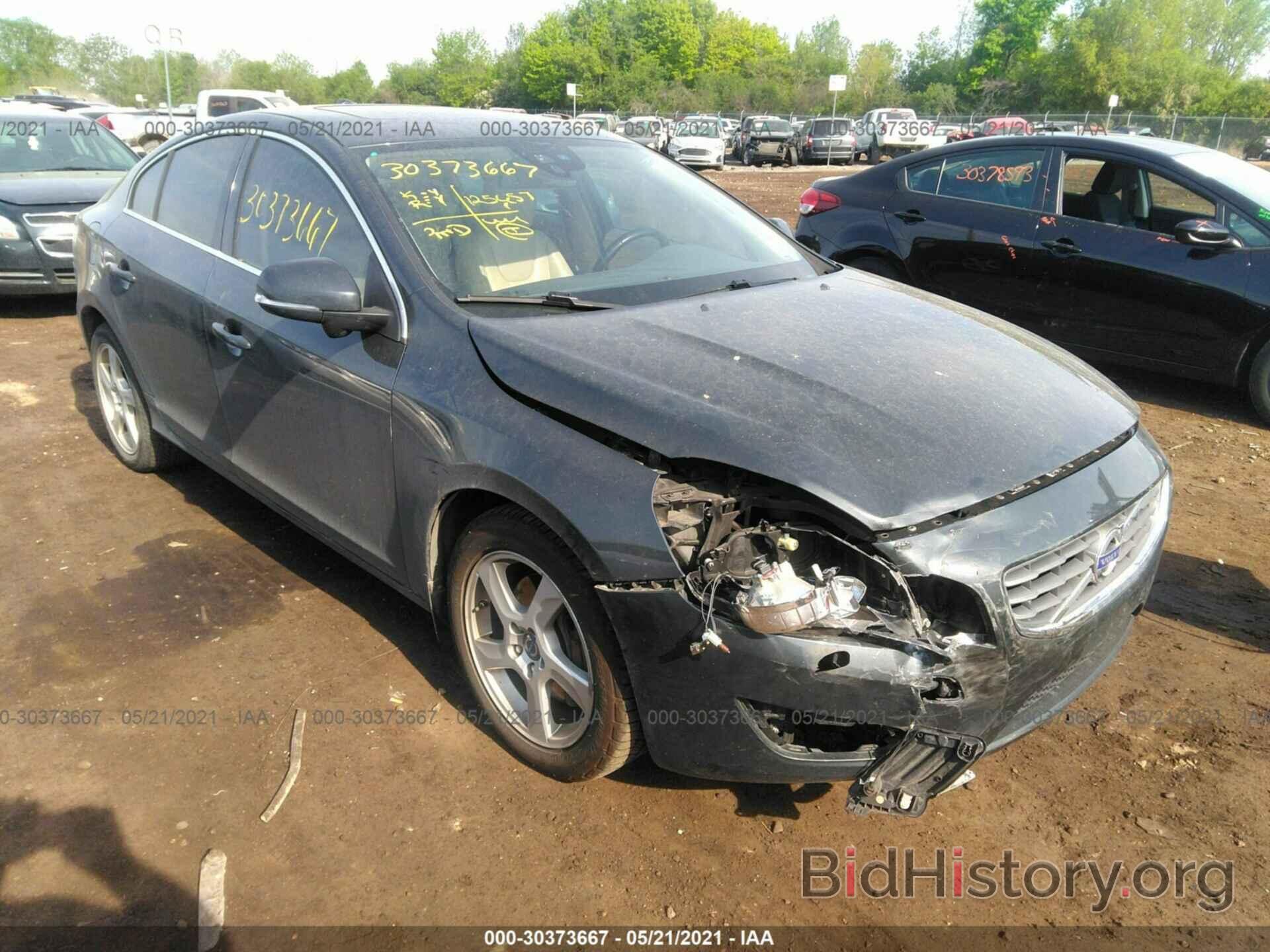 Photo YV1622FS4C2117155 - VOLVO S60 2012