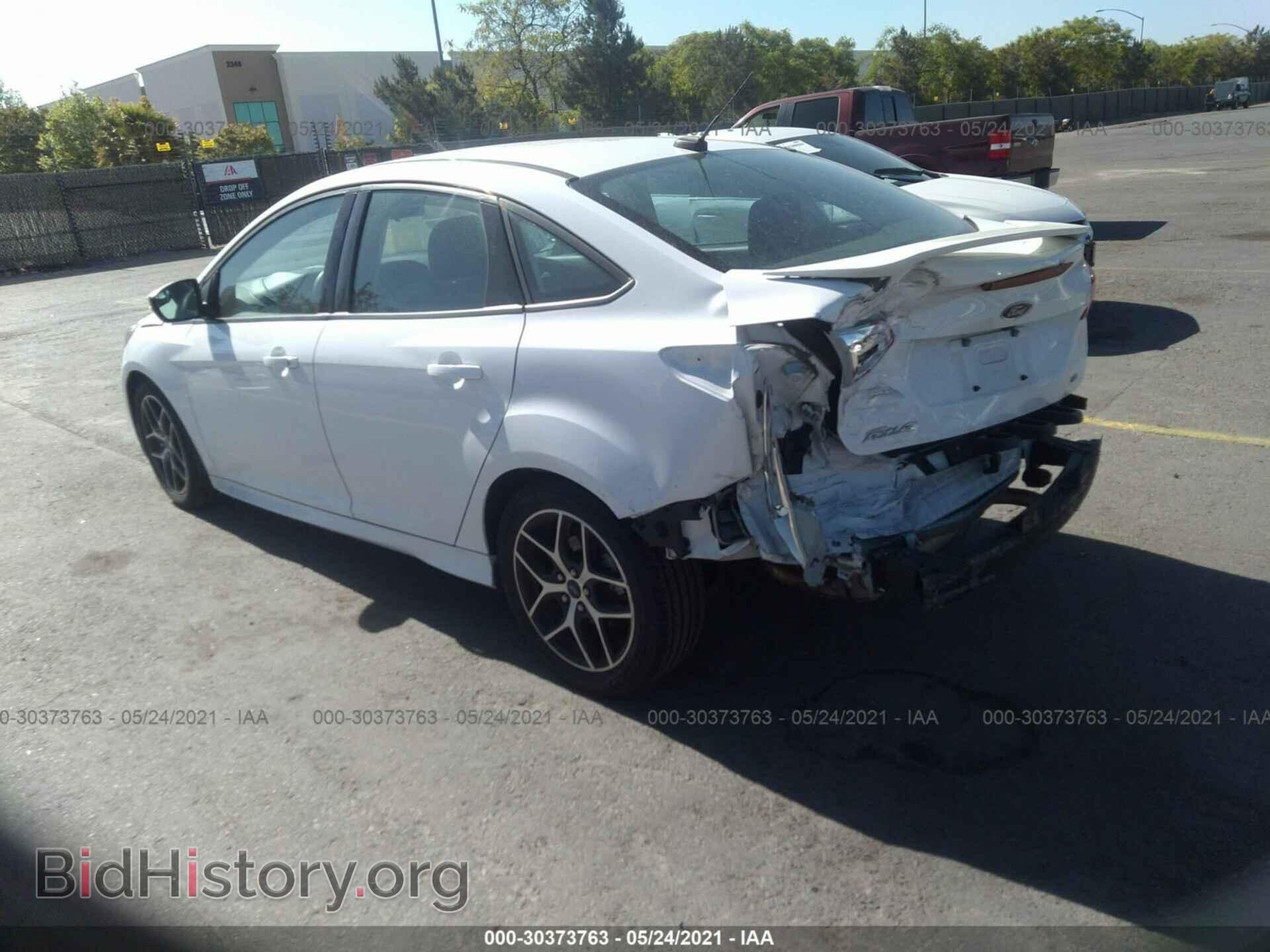 2016 FORD FOCUS - VIN: 1FADP3F24GL221381 - Фото 3