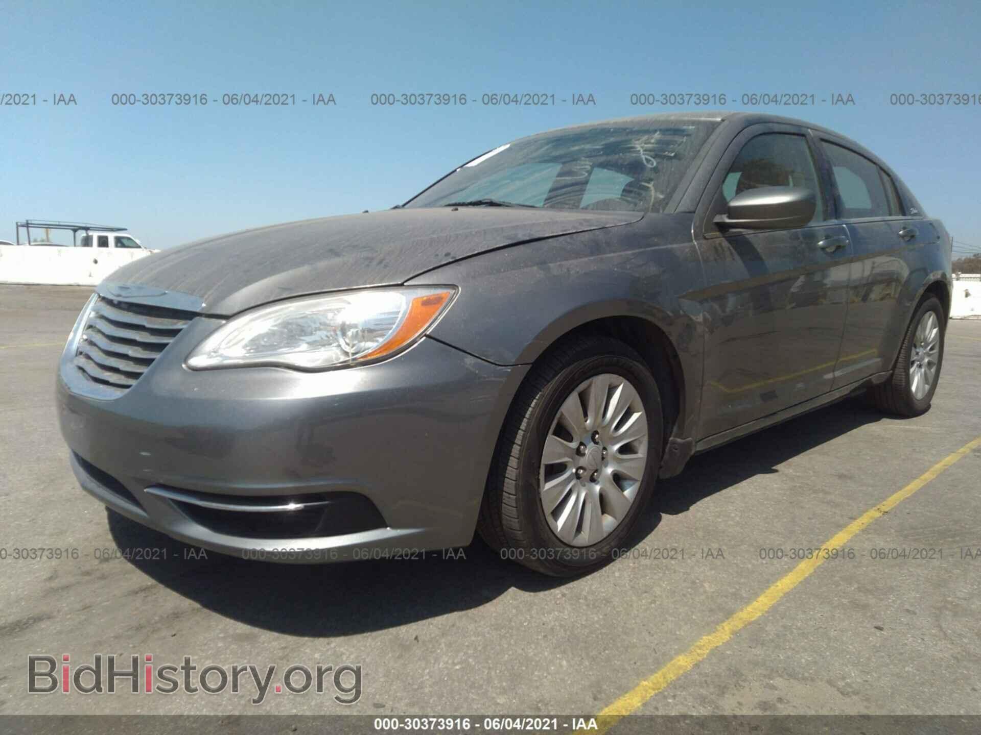 2012 CHRYSLER 200 - VIN: 1C3CCBAB9CN249005 - Фото 2
