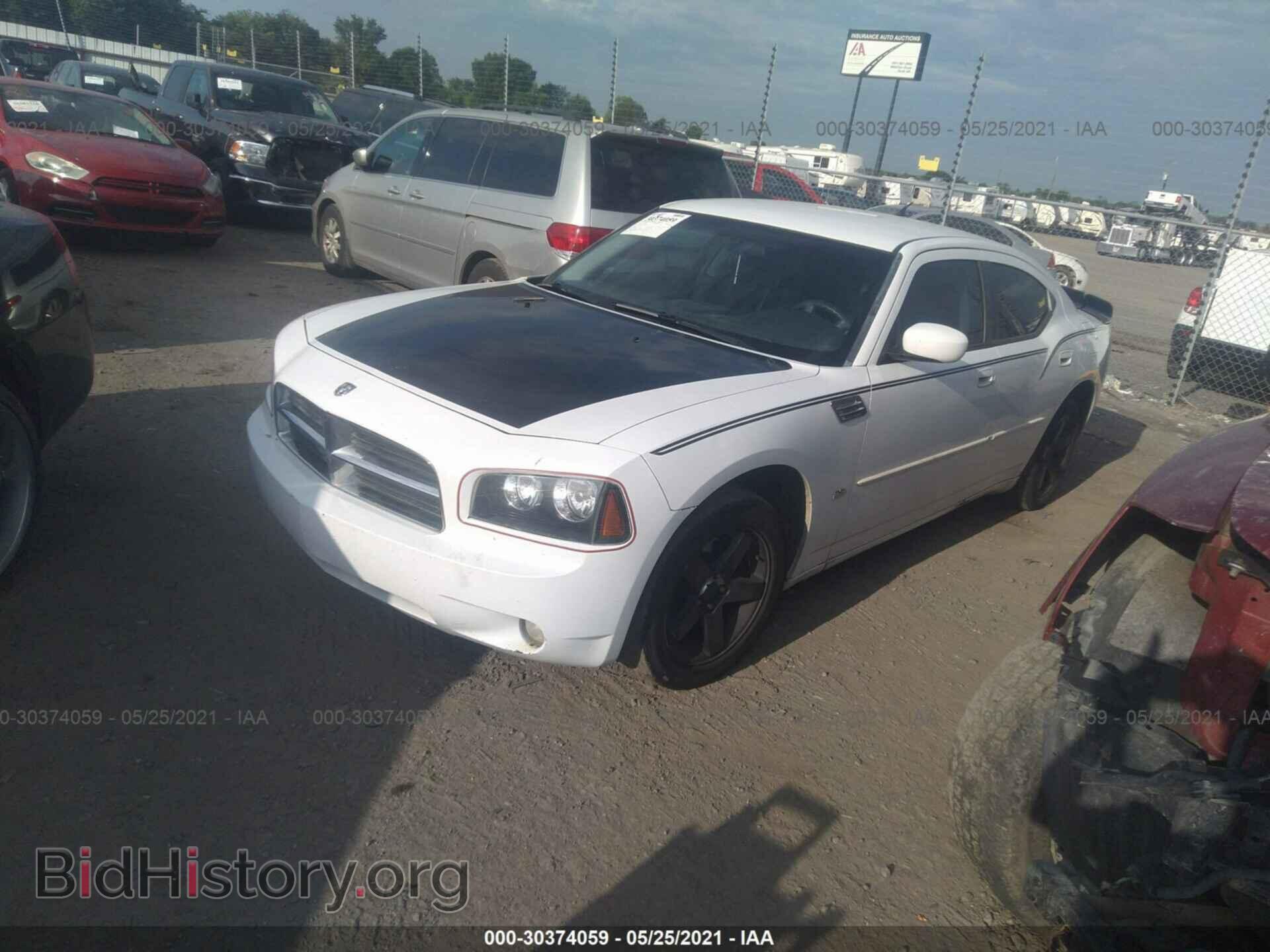 2010 DODGE CHARGER - VIN: 2B3CA3CV0AH259363 - Фото 2