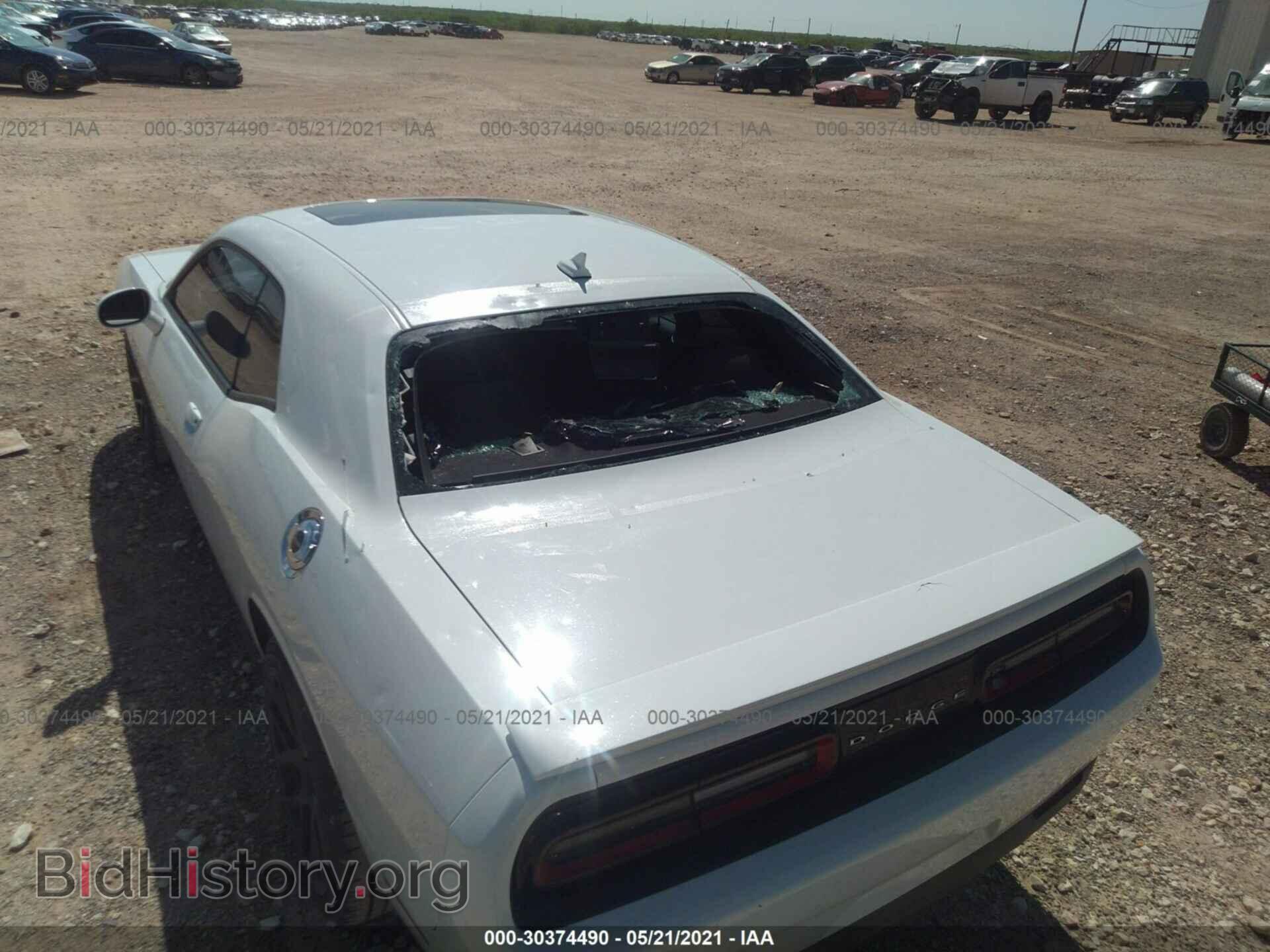2017 DODGE CHALLENGER - VIN: 2C3CDZBT7HH598256 - Фото 6