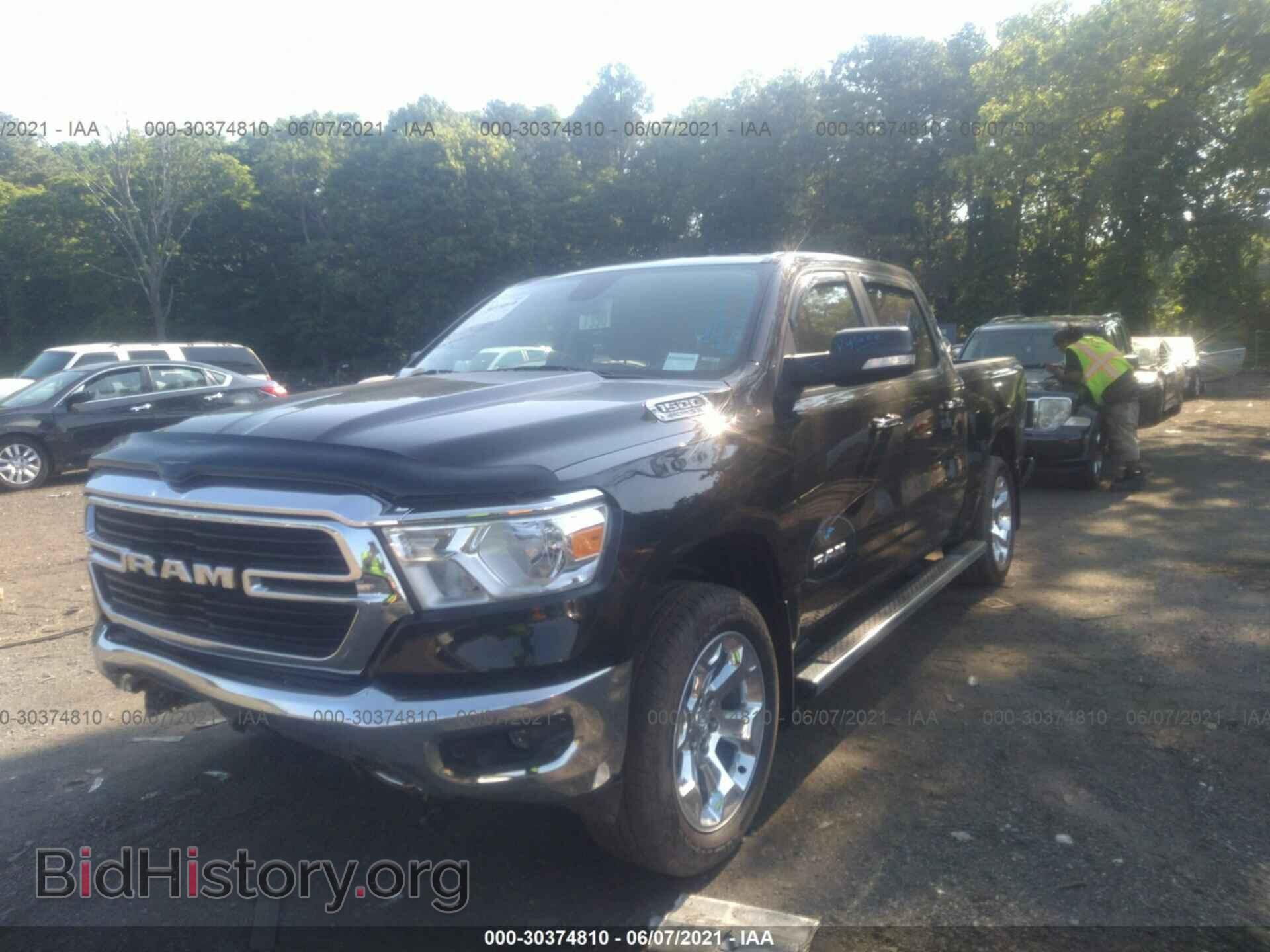 2019 RAM 1500 - VIN: 1C6SRFFT4KN747228 - Фото 2