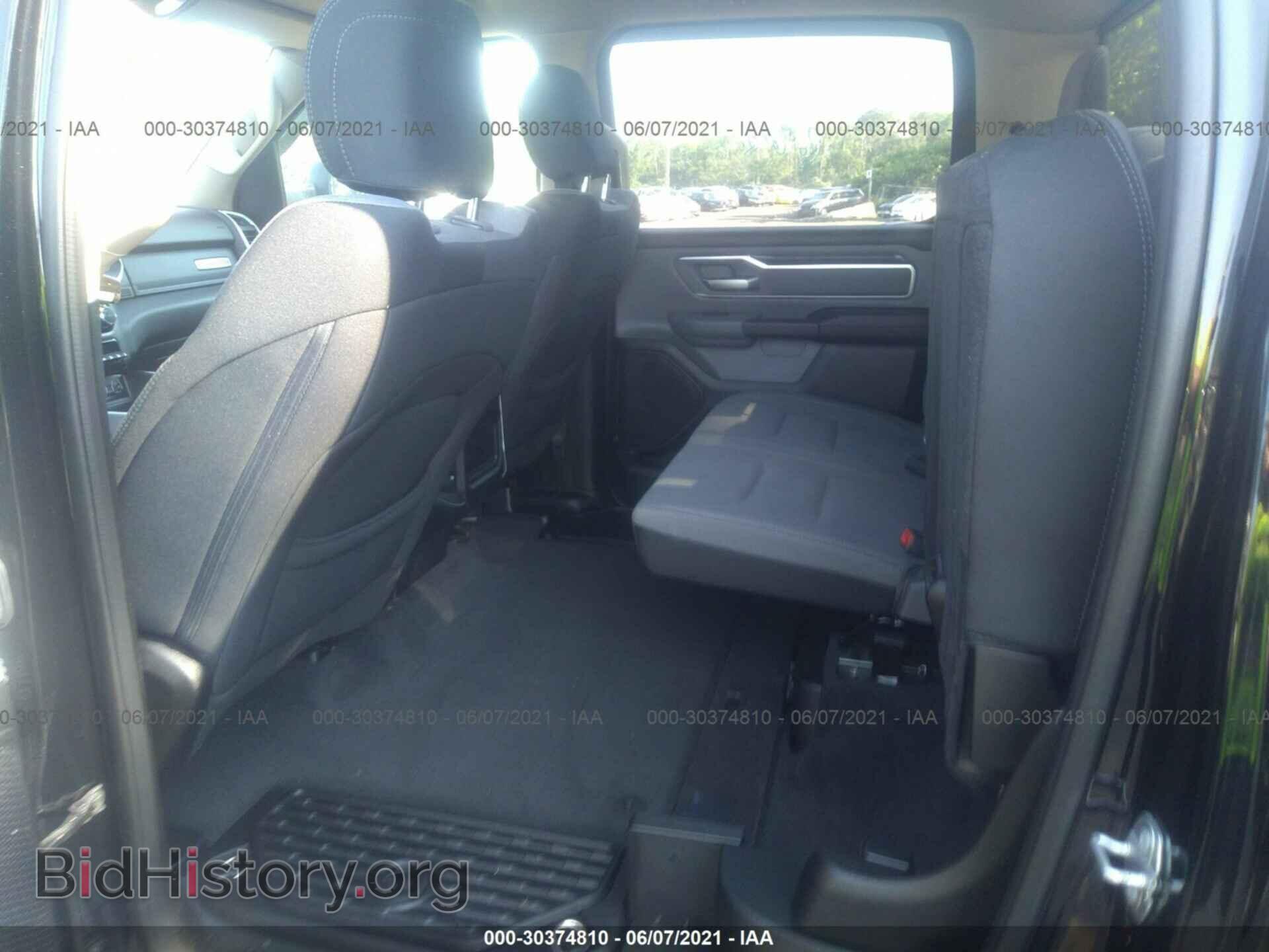 2019 RAM 1500 - VIN: 1C6SRFFT4KN747228 - Фото 8