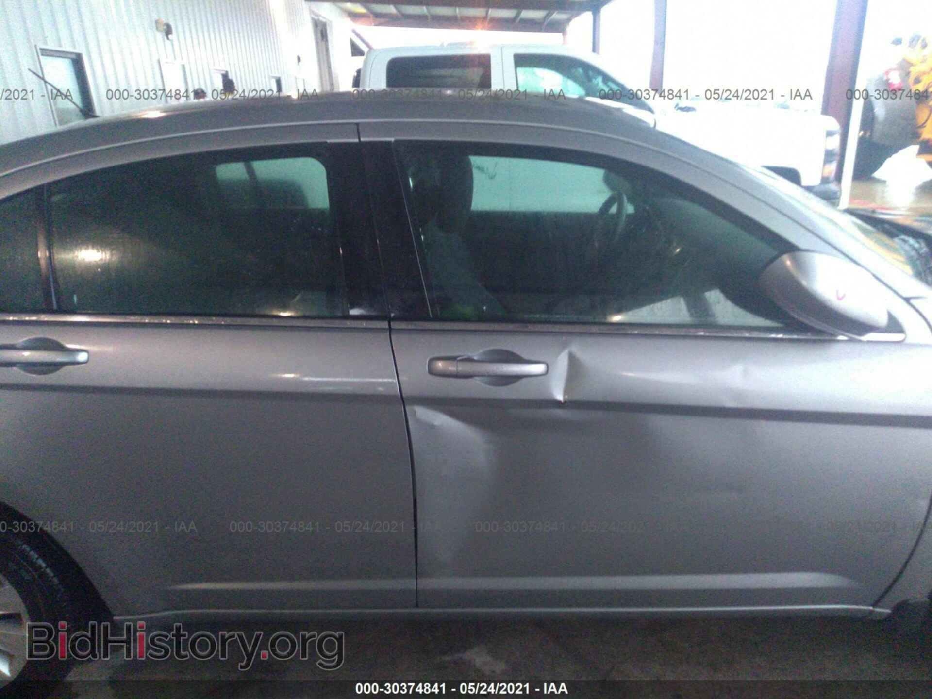 2013 CHRYSLER 200 - VIN: 1C3CCBAB2DN640269 - Photo 6