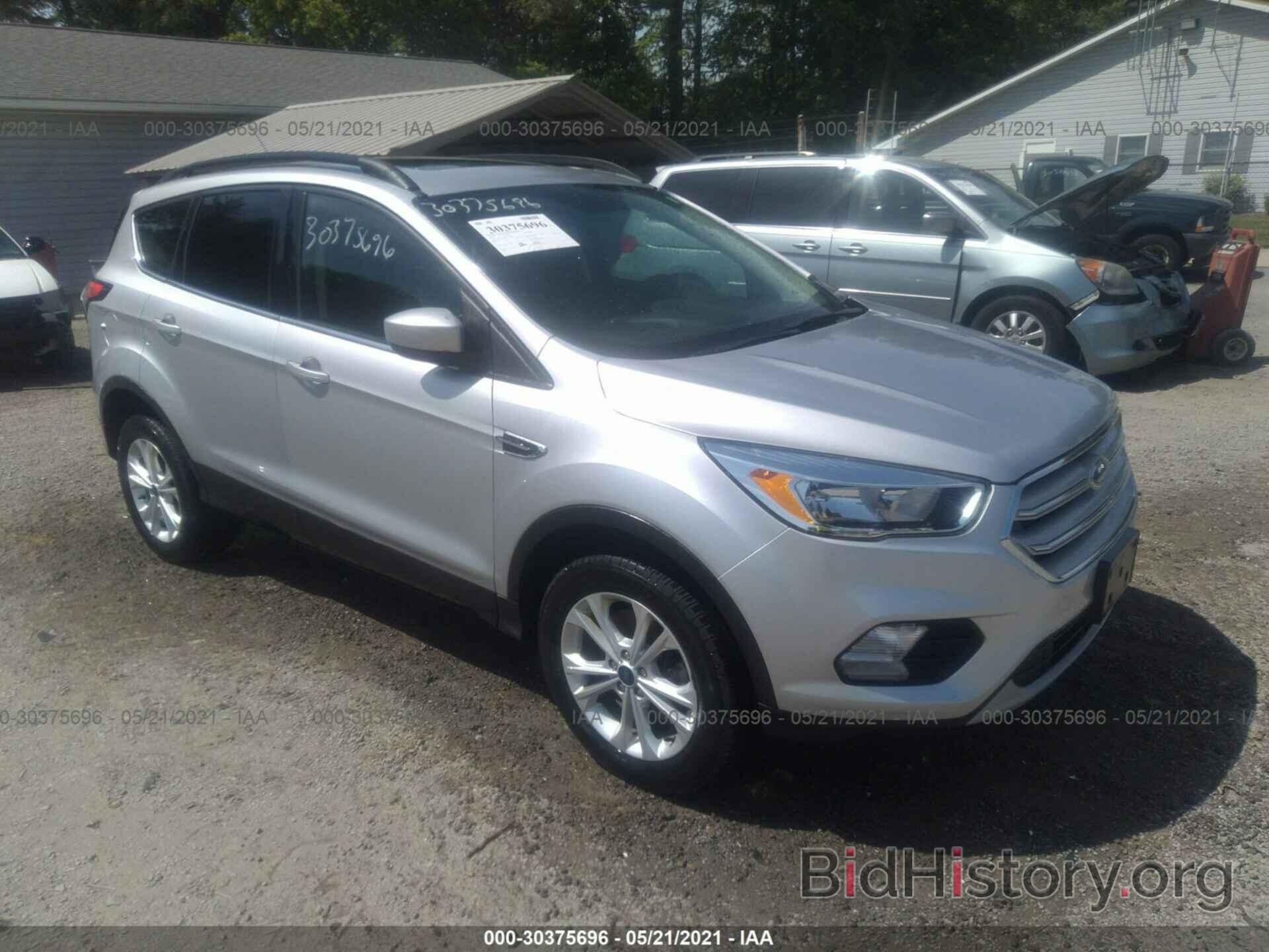 Photo 1FMCU9GD1JUB28686 - FORD ESCAPE 2018