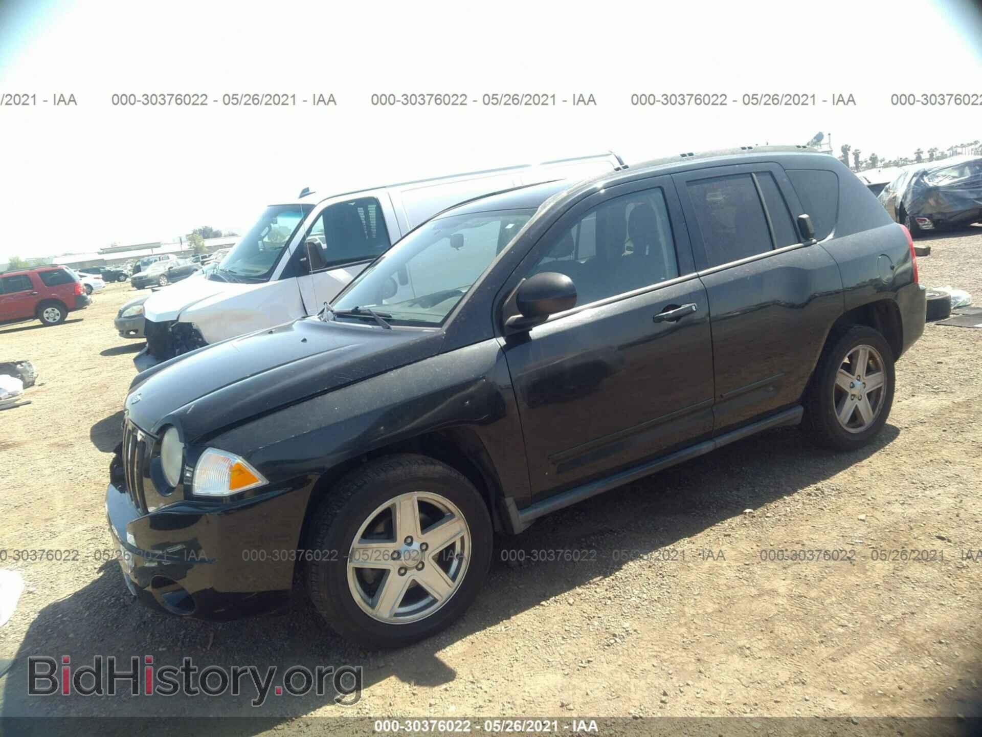 2010 JEEP COMPASS - VIN: 1J4NT4FBXAD549397 - Фото 2