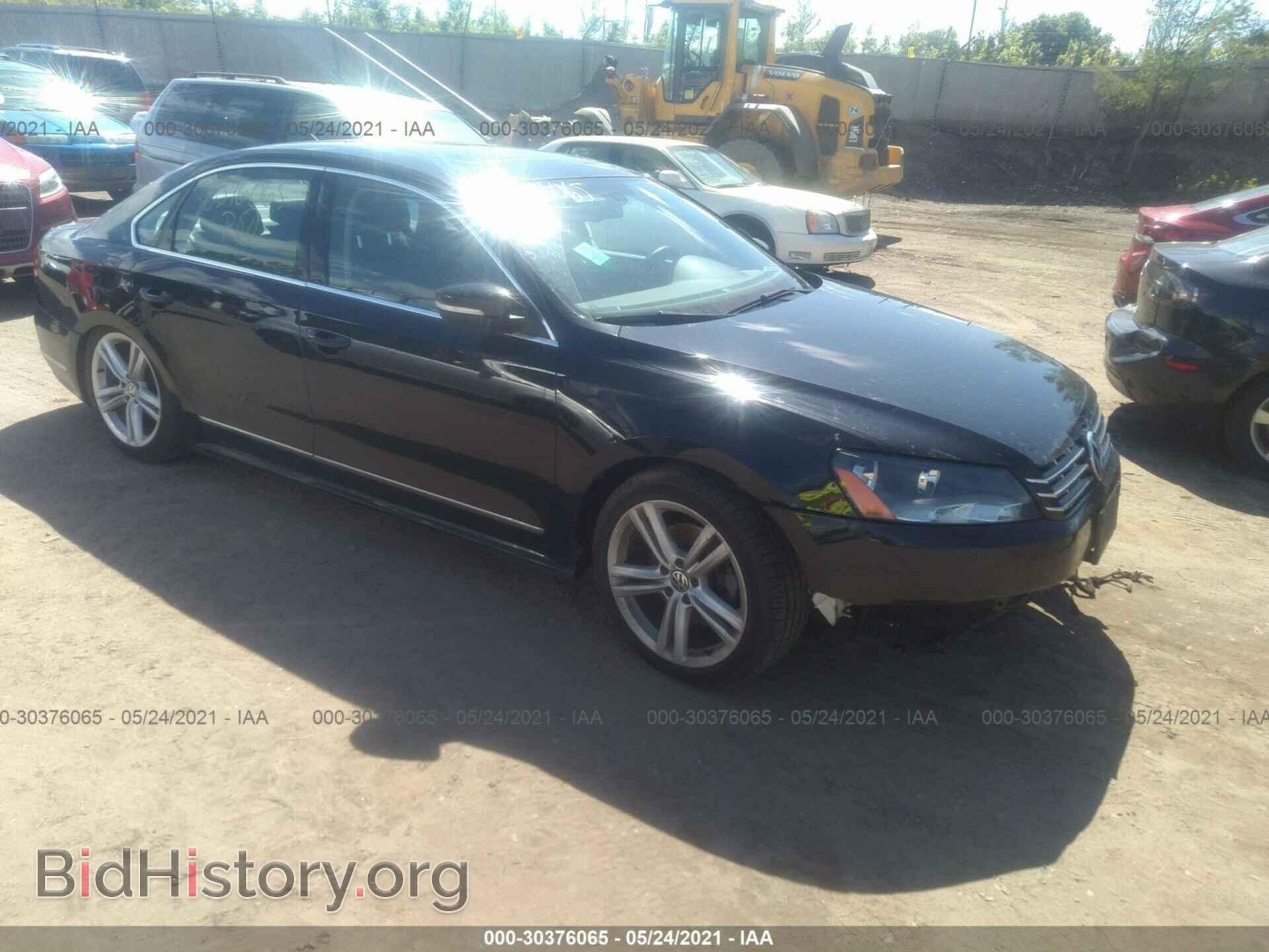 Фотография 1VWCM7A31CC105987 - VOLKSWAGEN PASSAT 2012