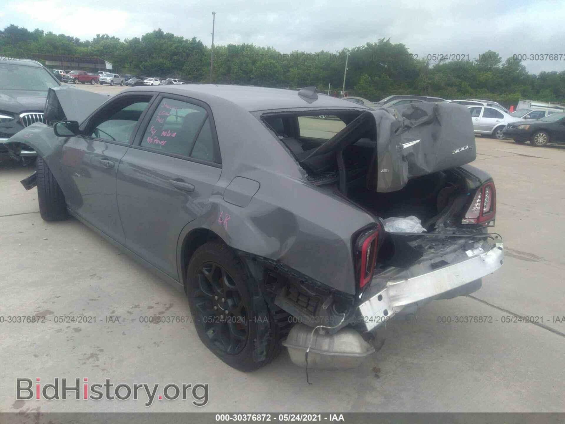 2019 CHRYSLER 300 - VIN: 2C3CCAGG0KH648857 - Фото 3