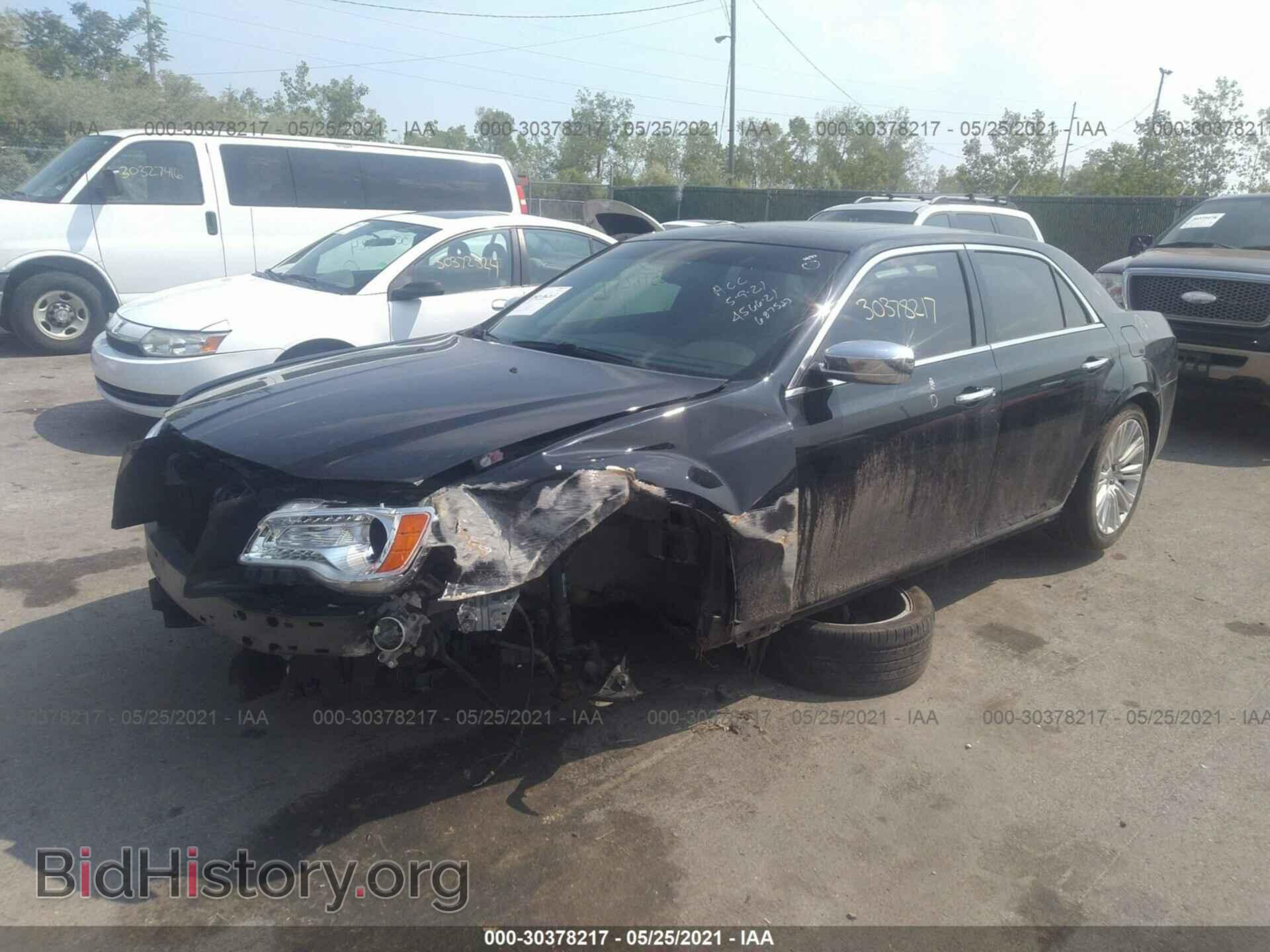 2013 CHRYSLER 300 - VIN: 2C3CCAET8DH687523 - Фото 2