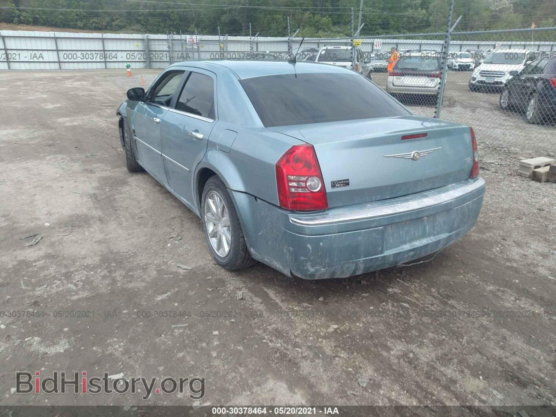 2008 CHRYSLER 300 - VIN: 2C3KA33G18H268115 - Фото 3
