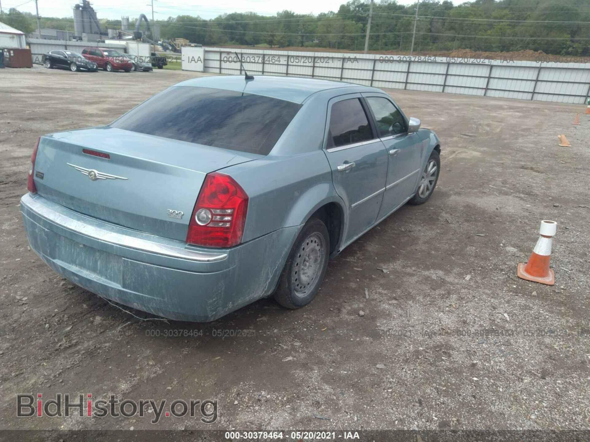 2008 CHRYSLER 300 - VIN: 2C3KA33G18H268115 - Фото 4